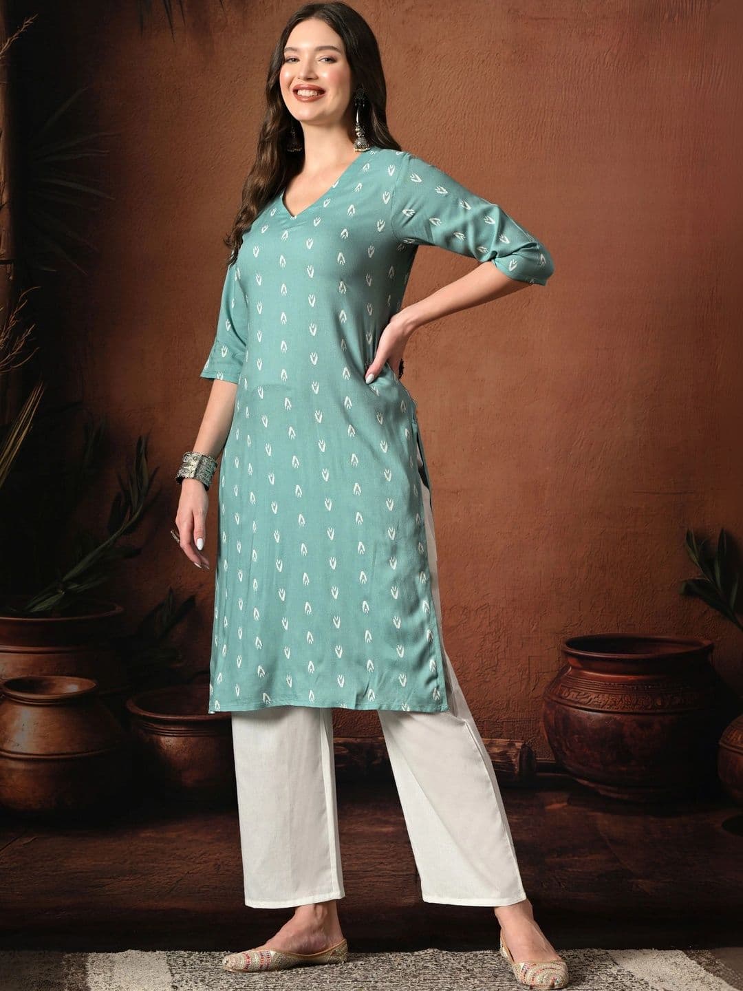 Sangria Women Ethnic Motifs Printed Kurta thumbnail 5