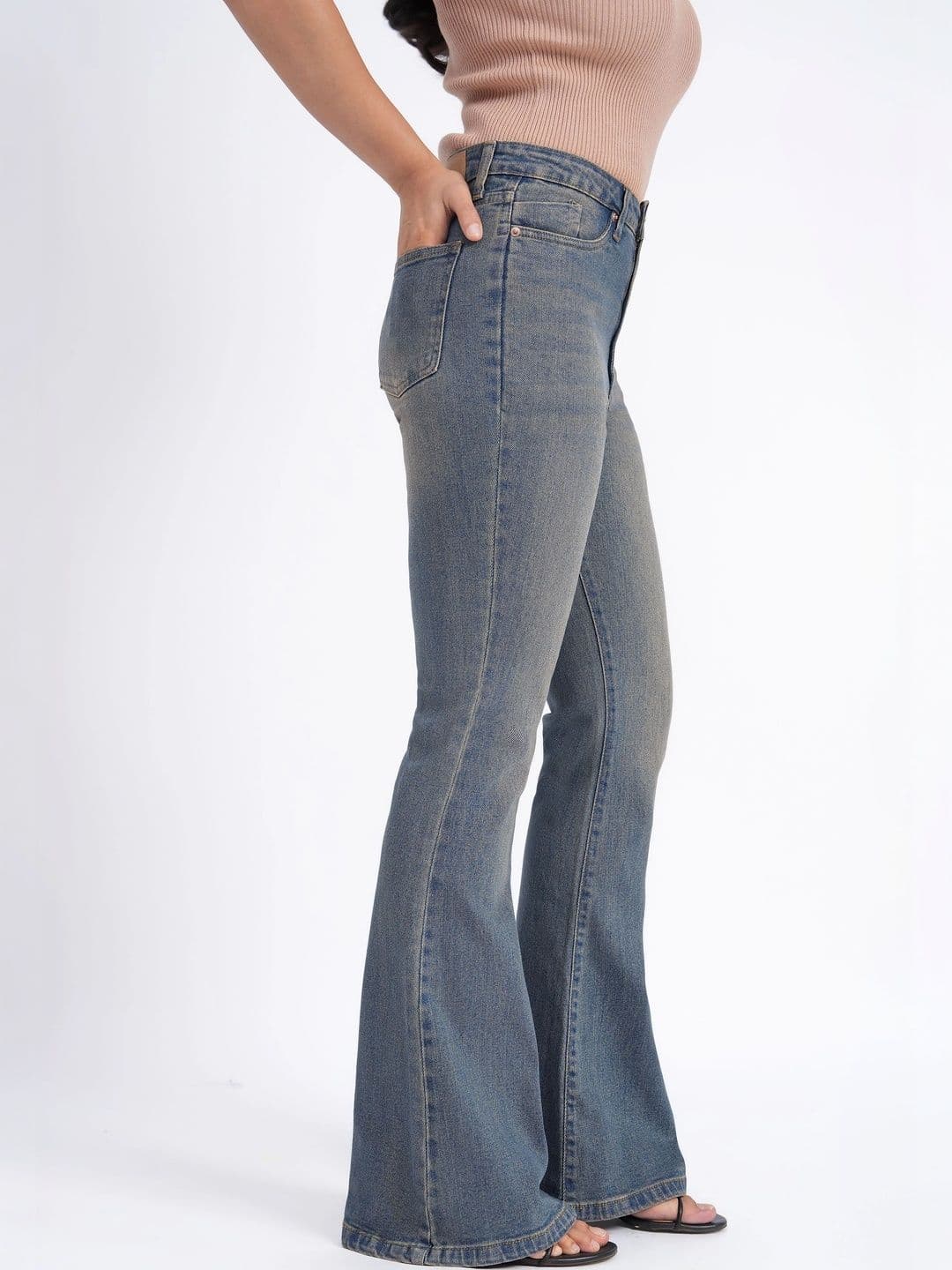 Defrost Jeans Women Bootcut High-Rise Stretchable Jeans thumbnail 7