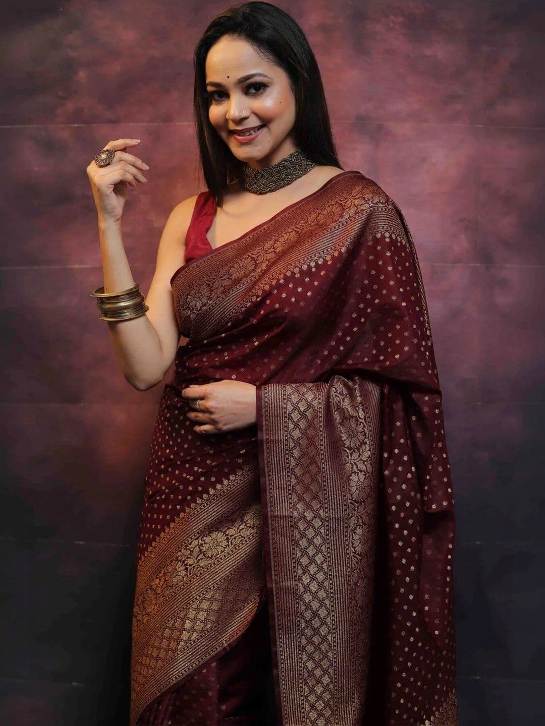 VS MALL Ethnic Motifs Zari Banarasi Saree thumbnail 4