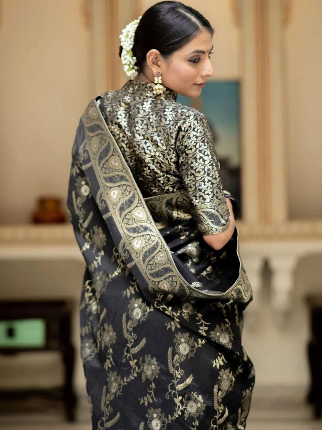 VS MALL Ethnic Motifs Zari Banarasi Saree thumbnail 3