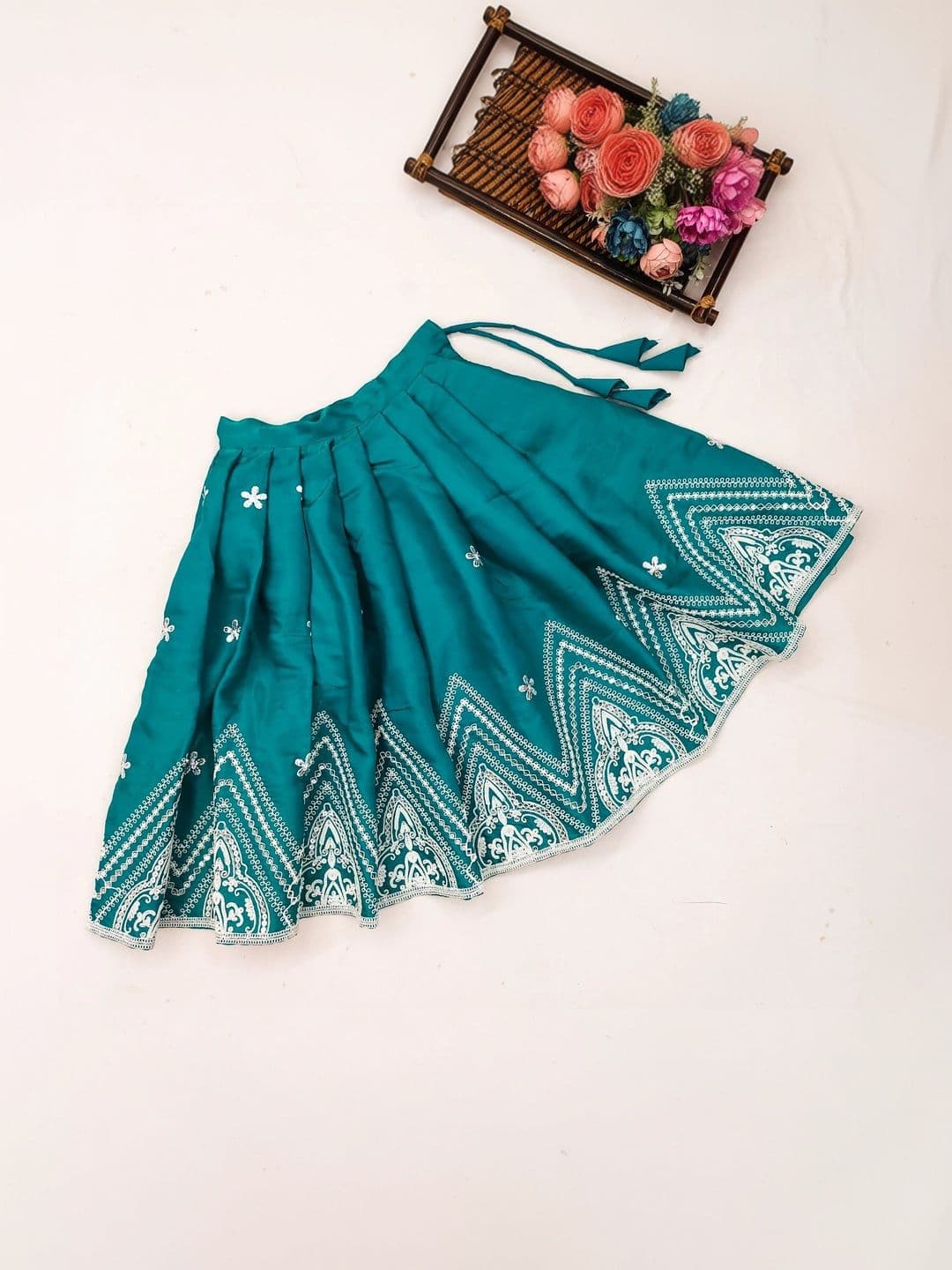 Sangria Girls Embellished Thread Work Ready to Wear Lehenga & thumbnail 4