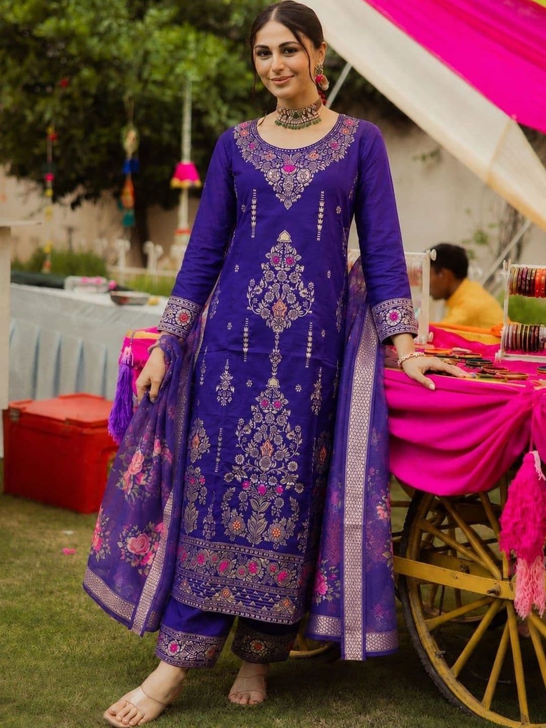 Veera Collection Women Ethnic Motifs Embroidered Regular Kurta with Trousers & With Dupatta - view 1