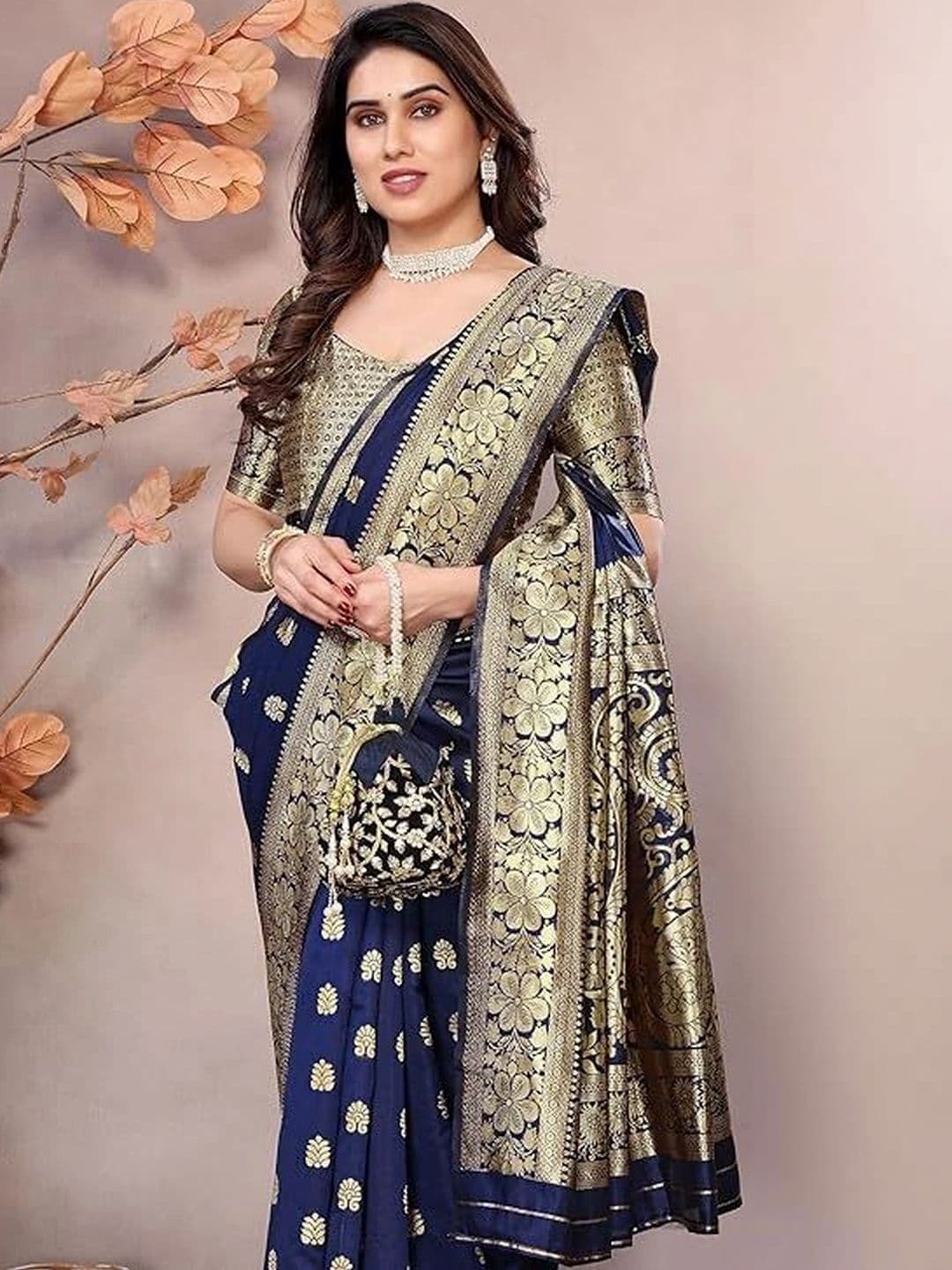 Milvia Ethnic Motifs Zari Silk Blend Designer Kanjeevaram Saree - view 1