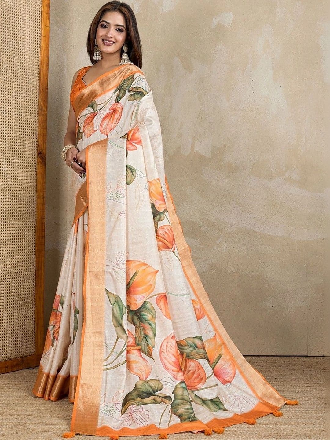 Kesarii Saree thumbnail 3