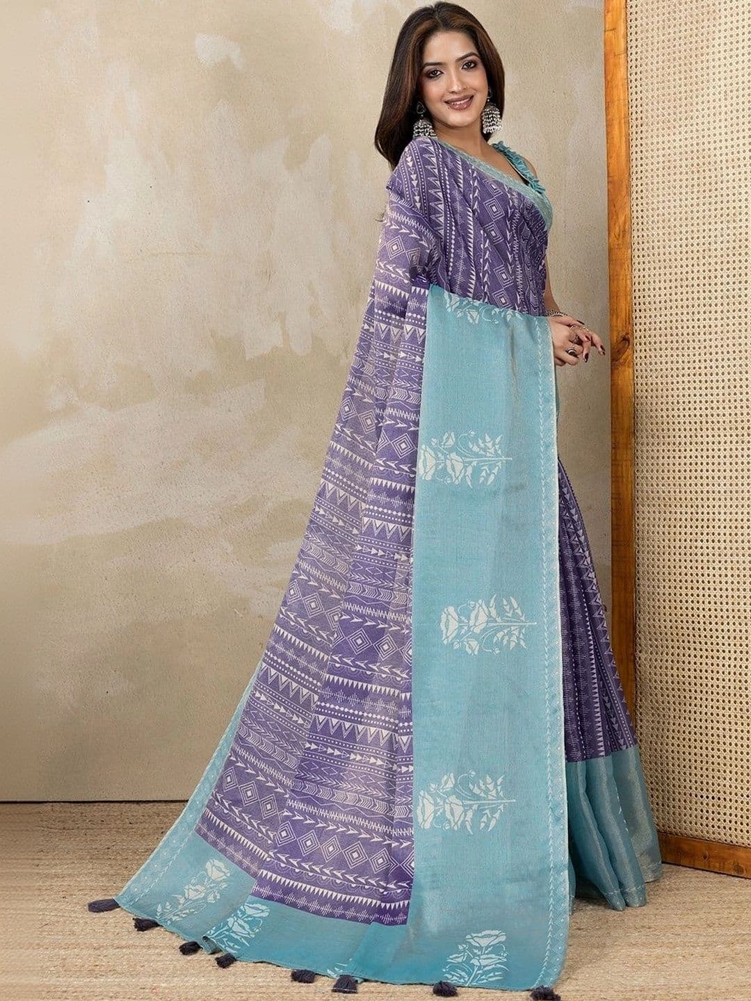 Kesarii Saree thumbnail 2