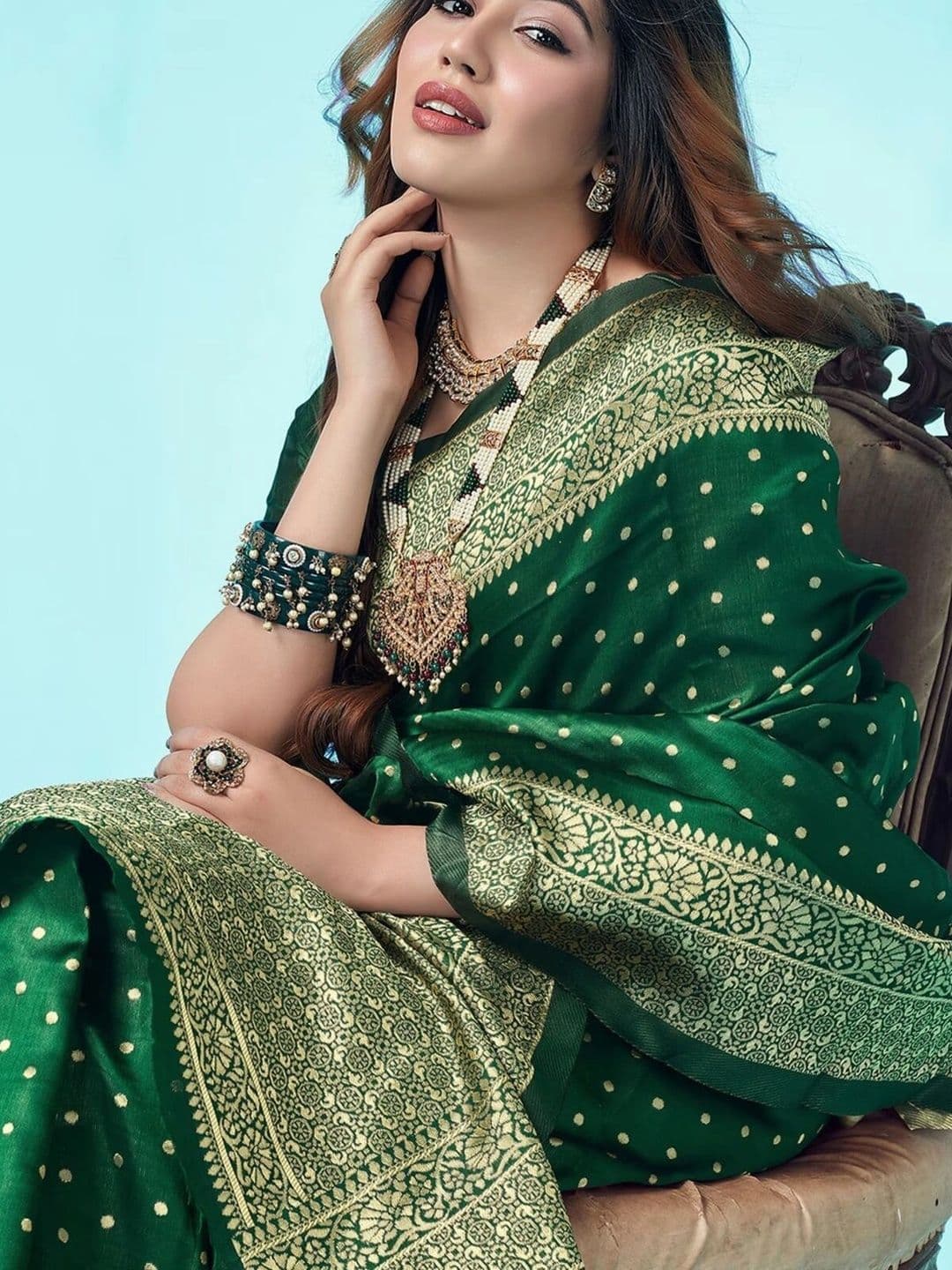 VS MALL Woven Design Zari Banarasi Saree thumbnail 5