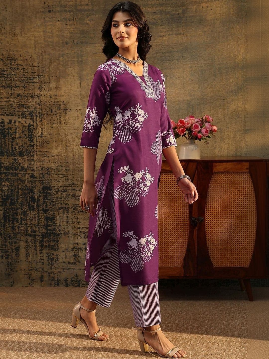 Gerua By Libas Women Floral Printed Regular Kurta with Trousers & With Dupatta thumbnail 7