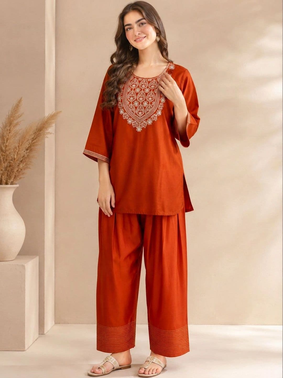 Jaipur Kurti Women Ethnic Motifs Embroidered Regular Thread Work Kurta with Farshi Salwar - view 1