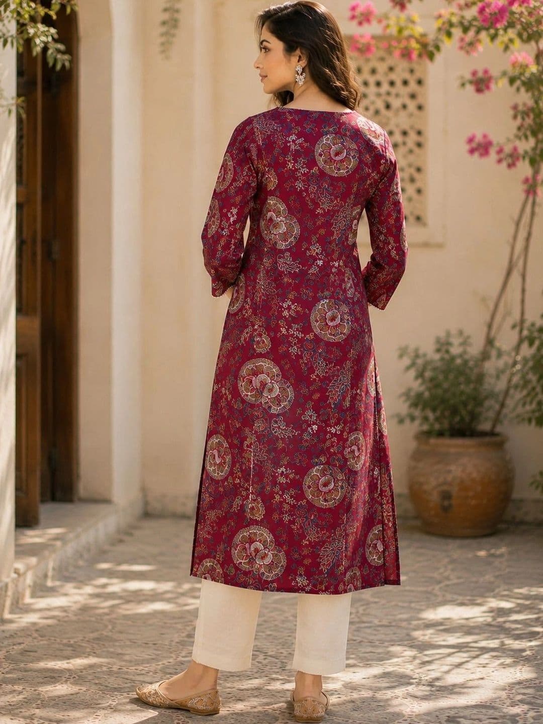 Hunaiza Women Ethnic Motifs Printed Kurta thumbnail 5