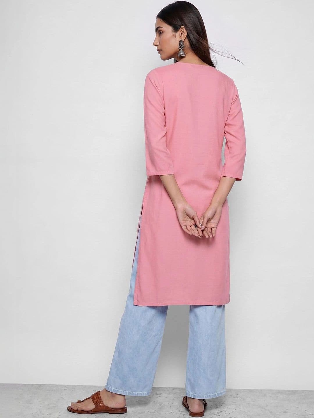 Melange by Lifestyle Women Embroidered Thread Work Kurta thumbnail 4
