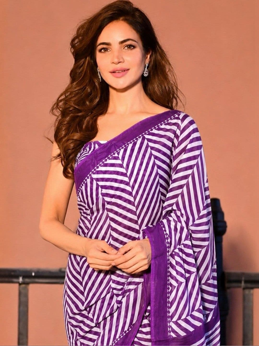 Lovwear Striped Pure Cotton Handloom Ikat Saree thumbnail 3