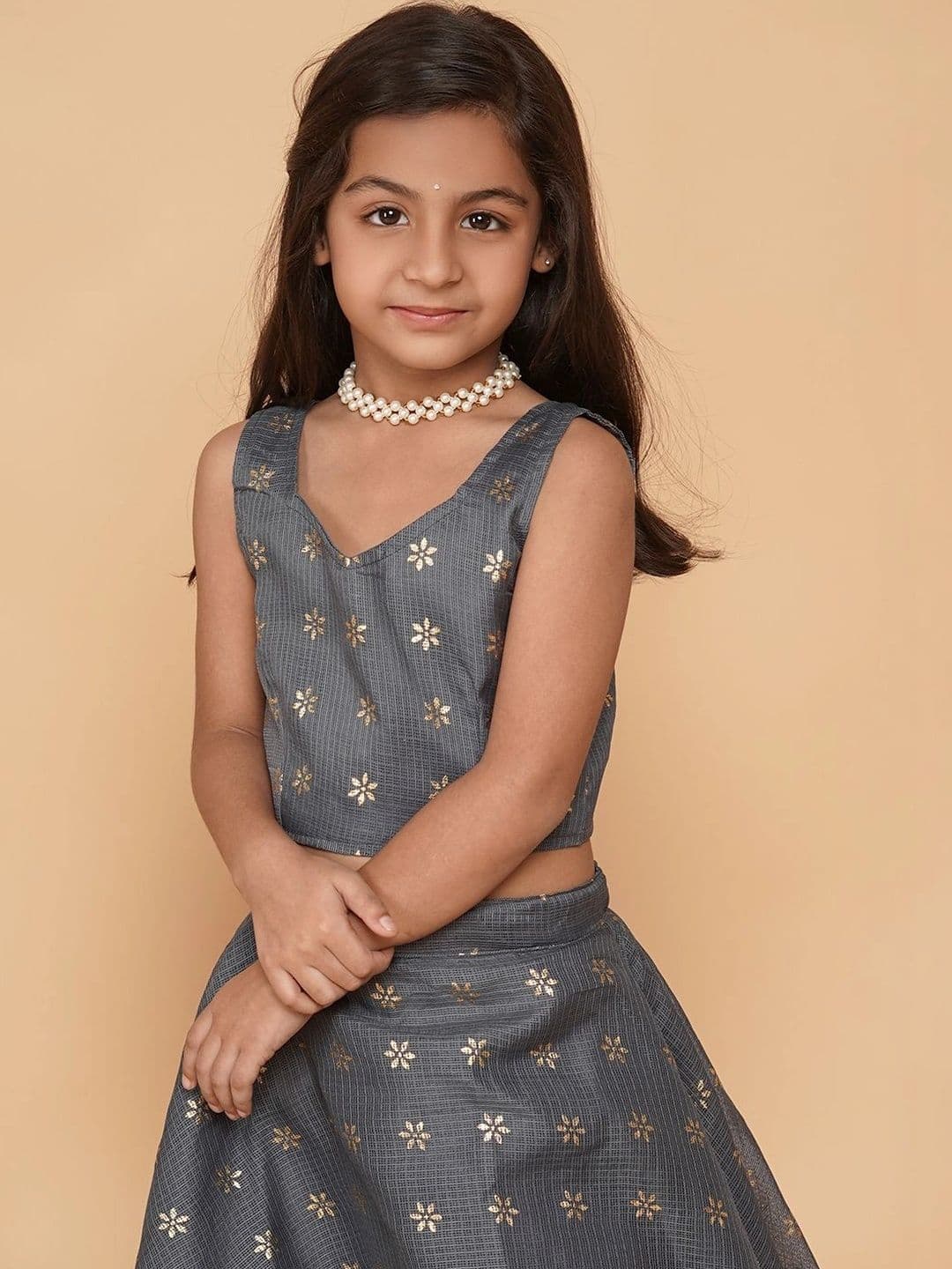 Laad Girls Printed Foil Print Ready to Wear Lehenga & Blouse With Dupatta thumbnail 3