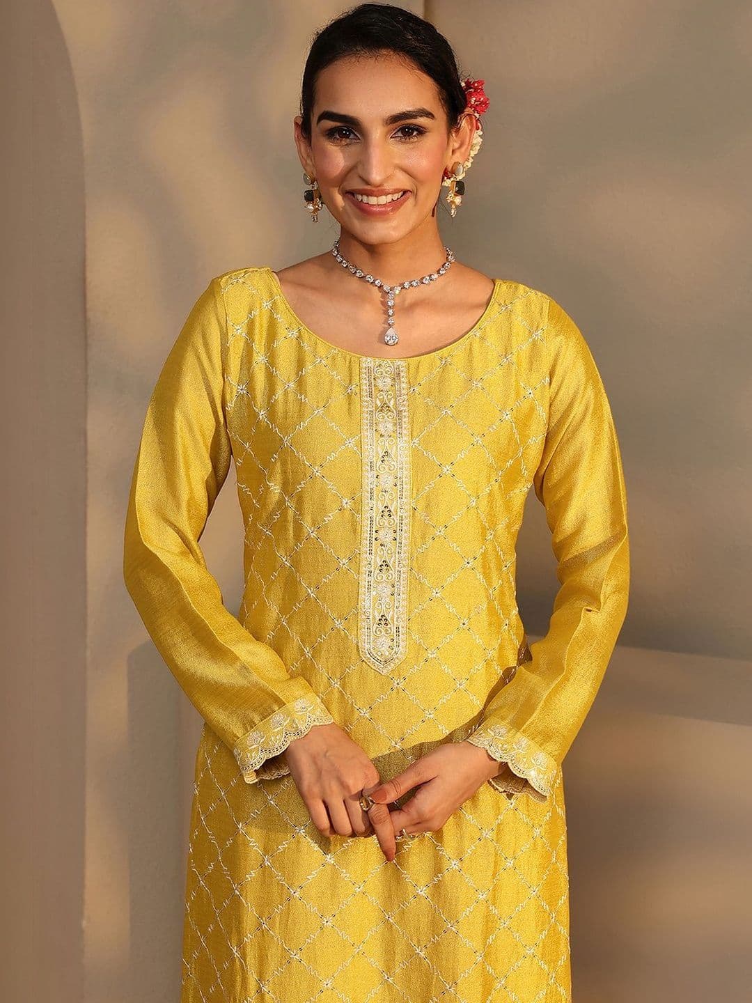 Libas Women Ethnic Motifs Embroidered Regular Thread Work Kurta with Trousers & With Dupatta thumbnail 7