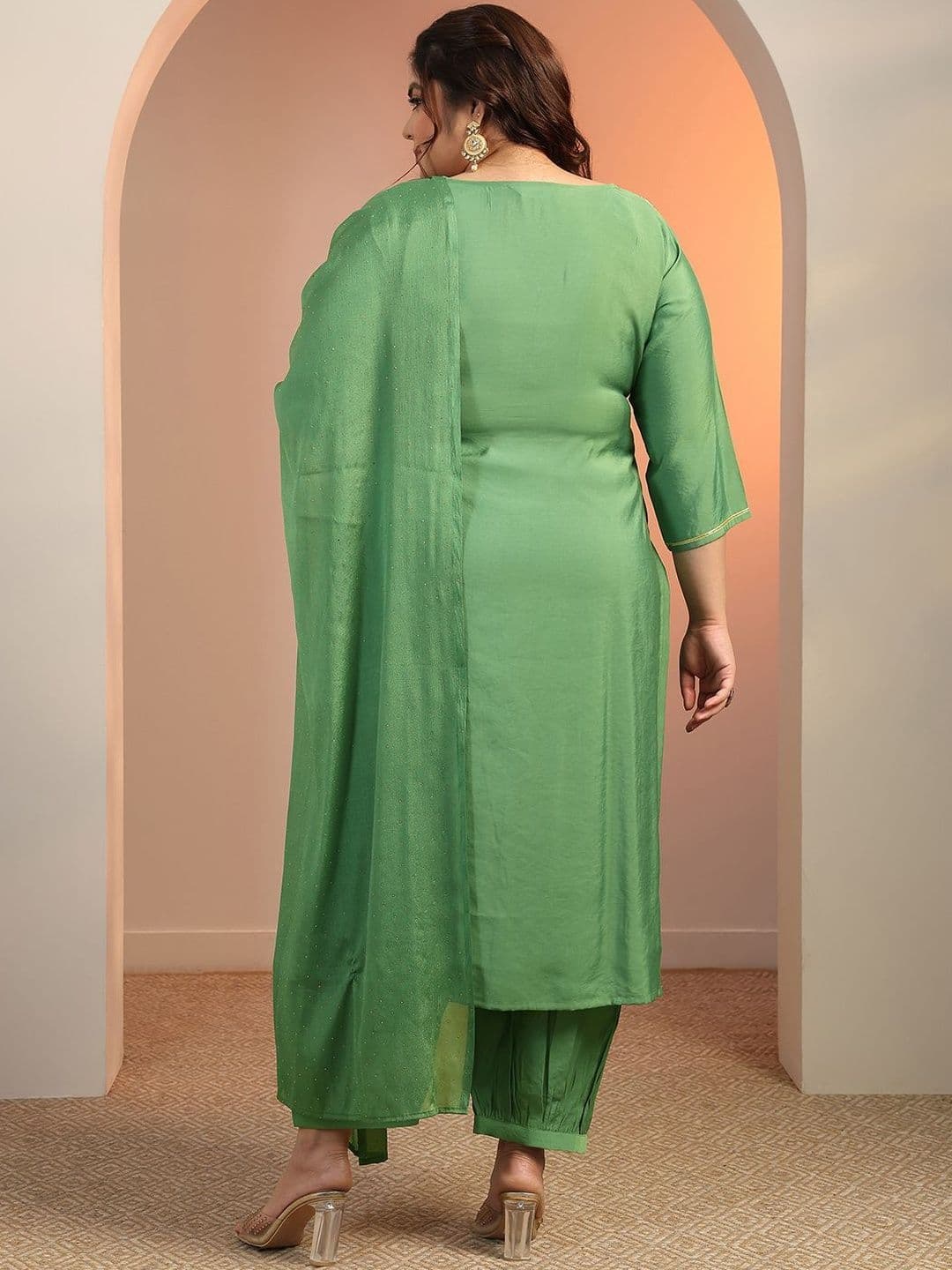 EXTRA LOVE BY LIBAS Women Plus Size Embroidered Kurta with Harem Pants & Dupatta thumbnail 2