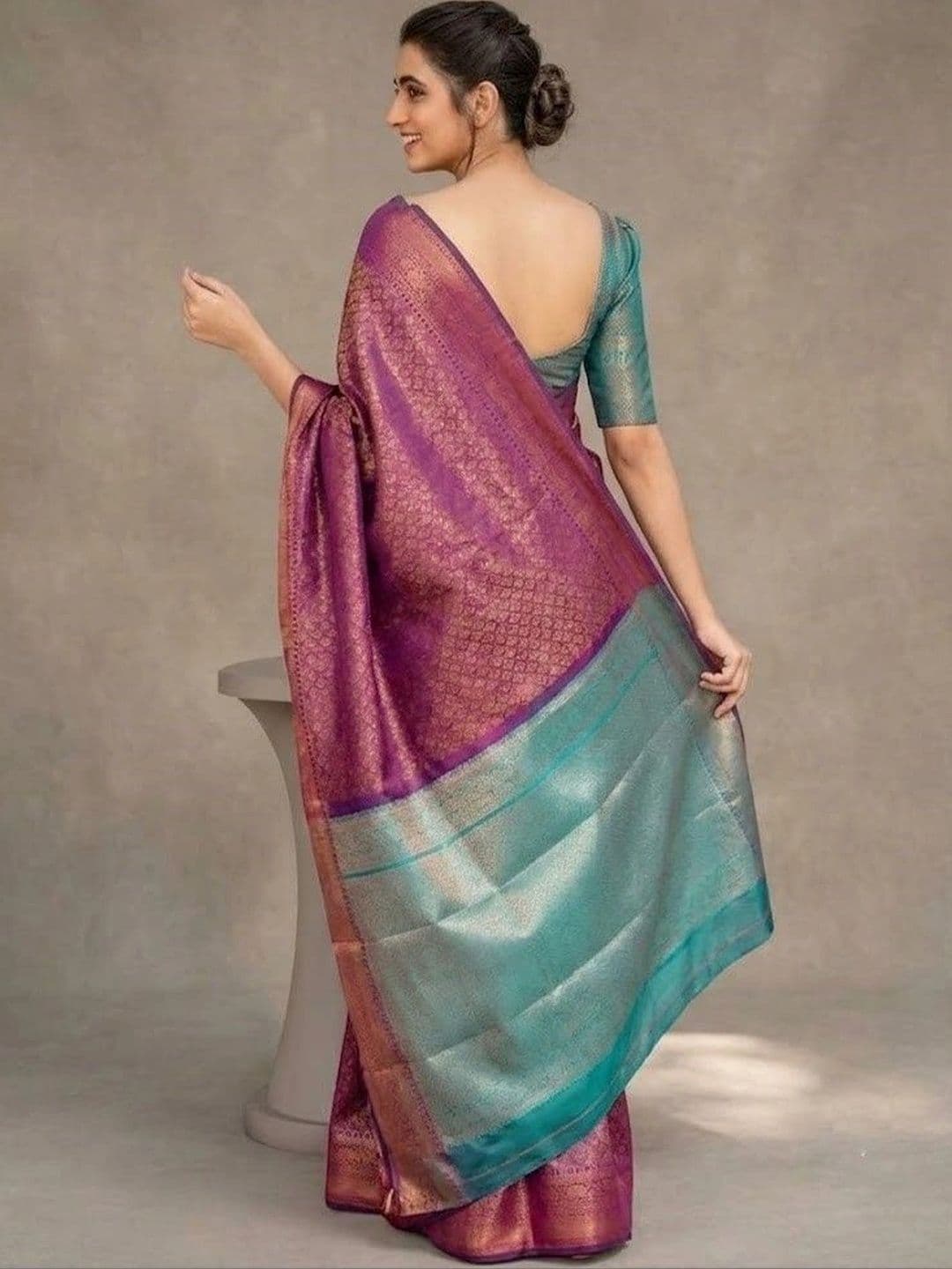 THE AQUARIUS Woven Design Zari Art Silk Banarasi Saree thumbnail 6