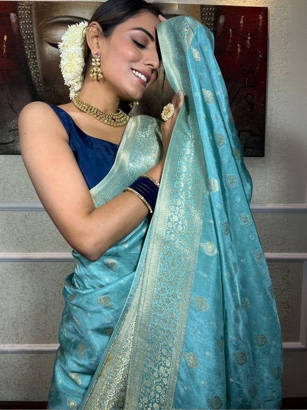 7Eleven Fashion Woven Design Zari Art Silk Banarasi Saree thumbnail 2