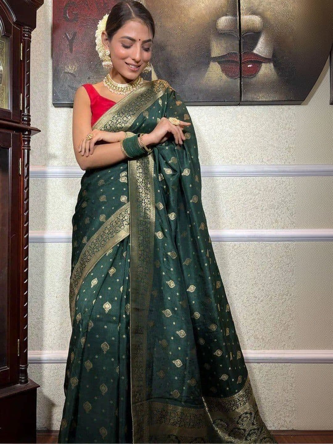 YASHASVI FASHION Woven Design Zari Art Silk Banarasi Saree thumbnail 5
