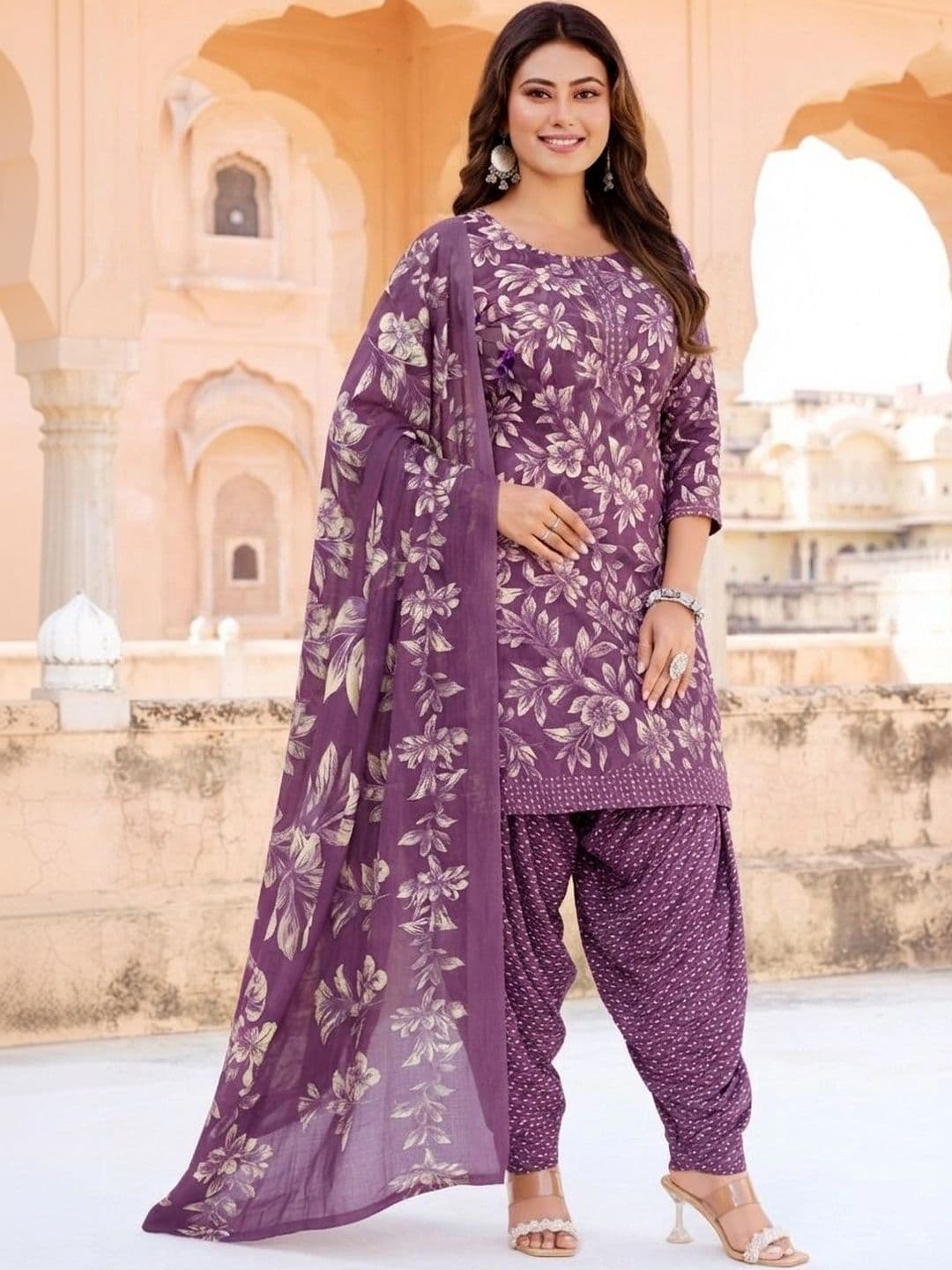 shree jeenmata collection Women Floral Printed Regular Pure Cotton Kurta with Patiala & With Dupatta thumbnail 5