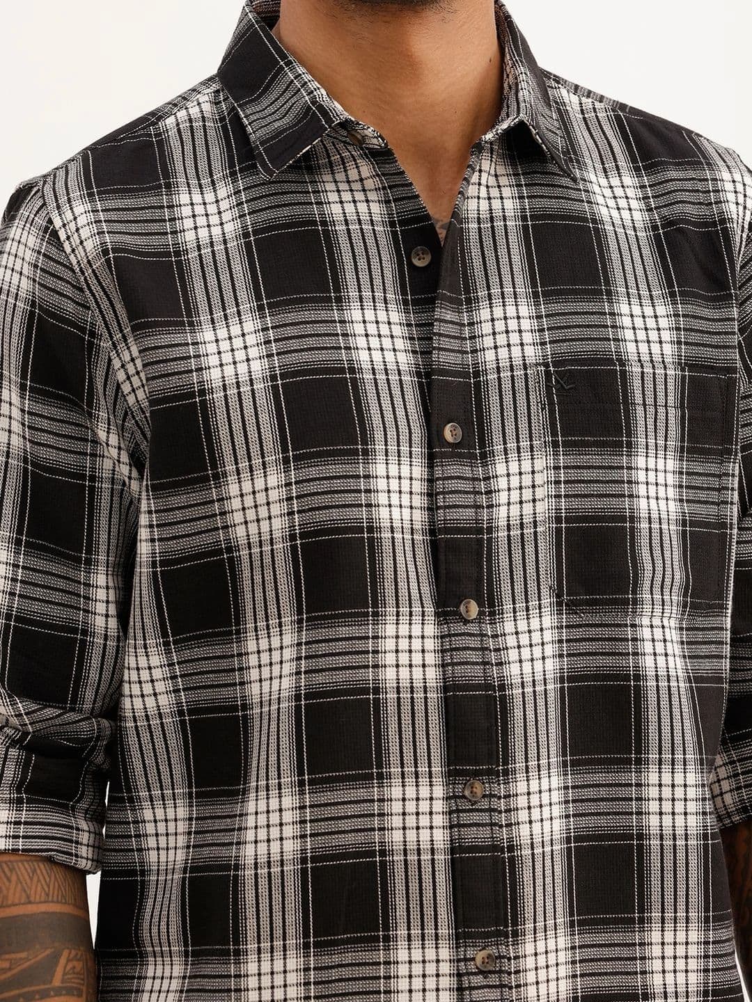 WROGN Men Slim Fit Checked Casual Shirt thumbnail 5