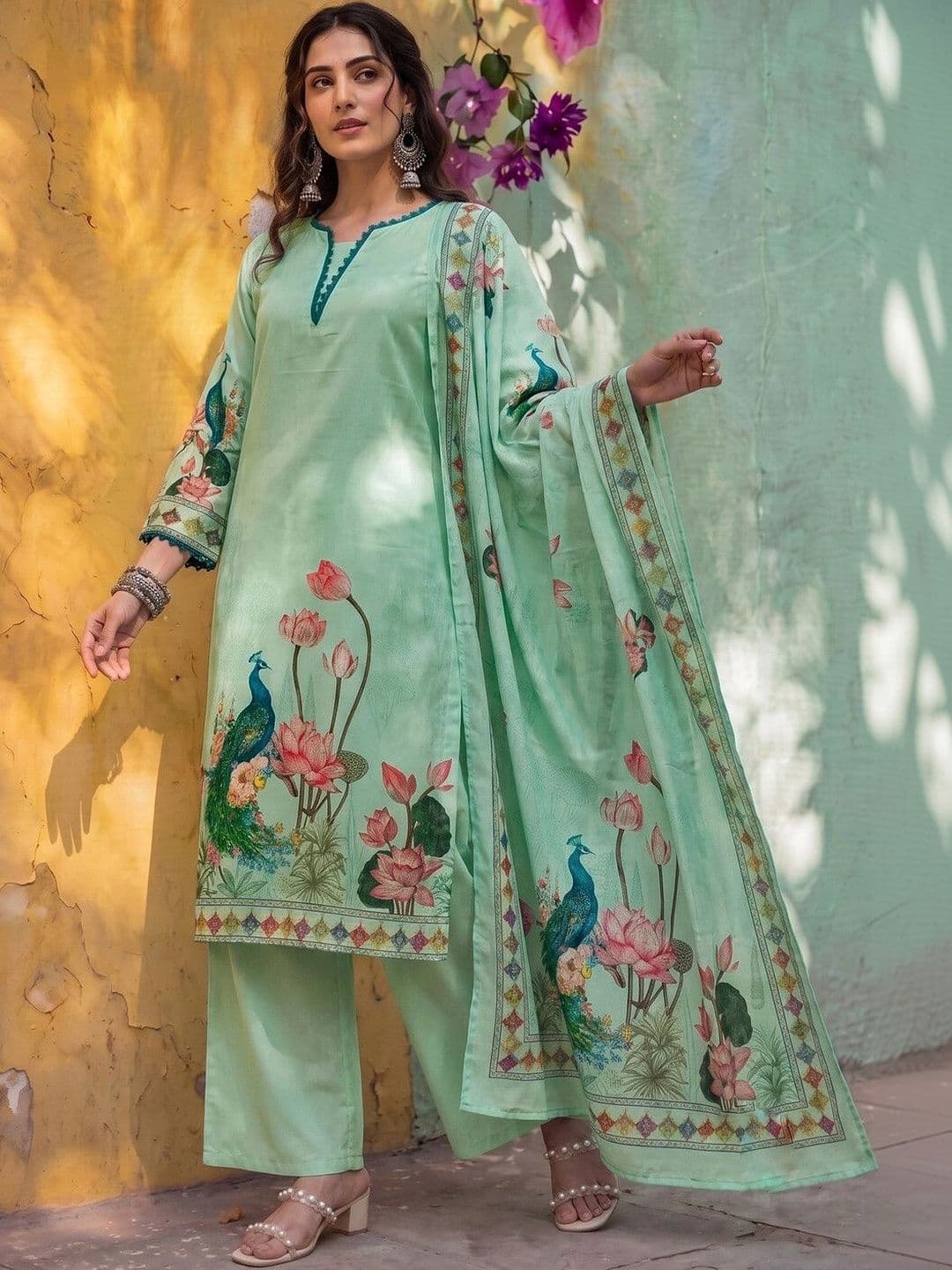 SASSIC Women Floral Printed Regular Kurta with Palazzos & With Dupatta thumbnail 6