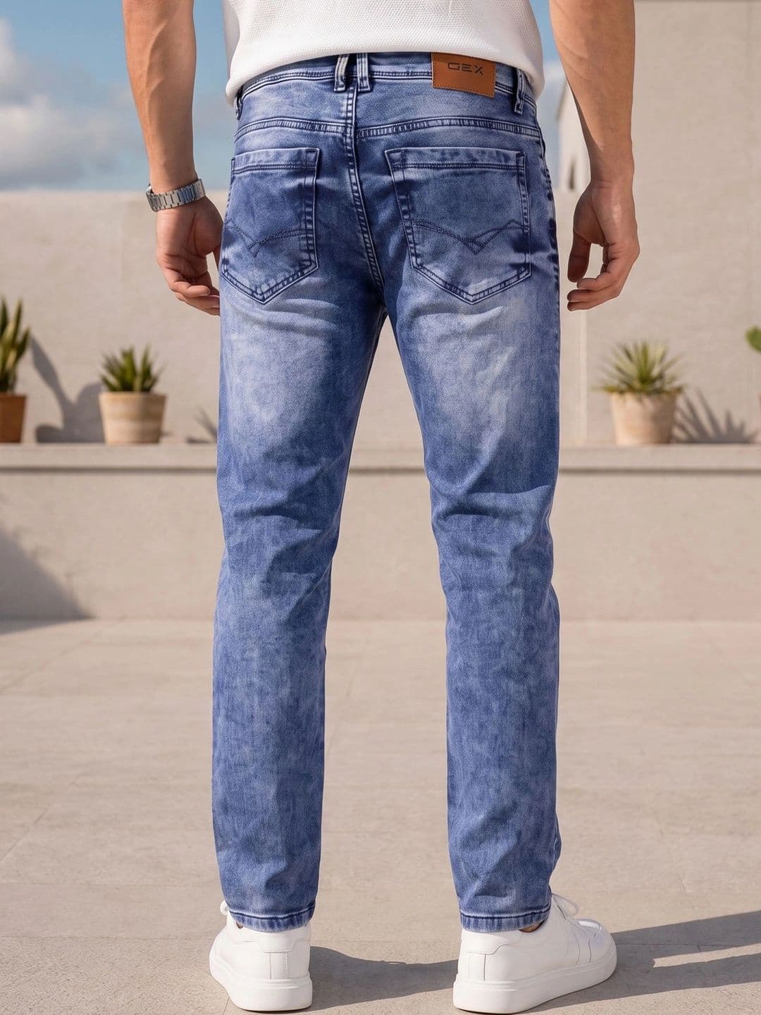 GEX Men Jean Relaxed Fit Mid-Rise Low Distress Jeans thumbnail 4