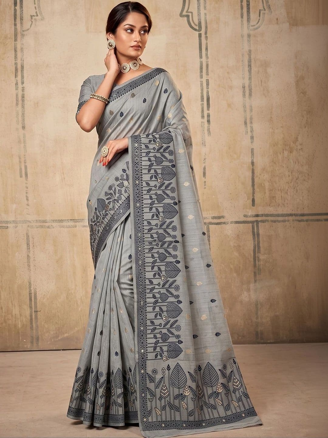 DIVASTRI Woven Design Zari Designer Saree - view 1