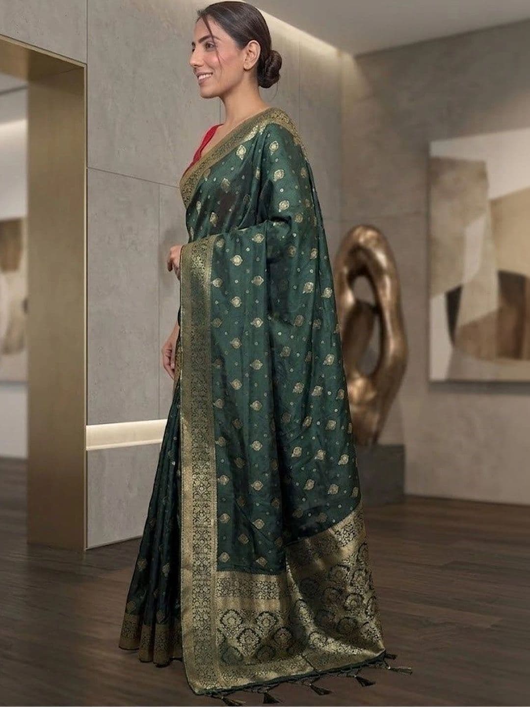 Eecoo Woven Design Zari Art Silk Banarasi Saree thumbnail 4