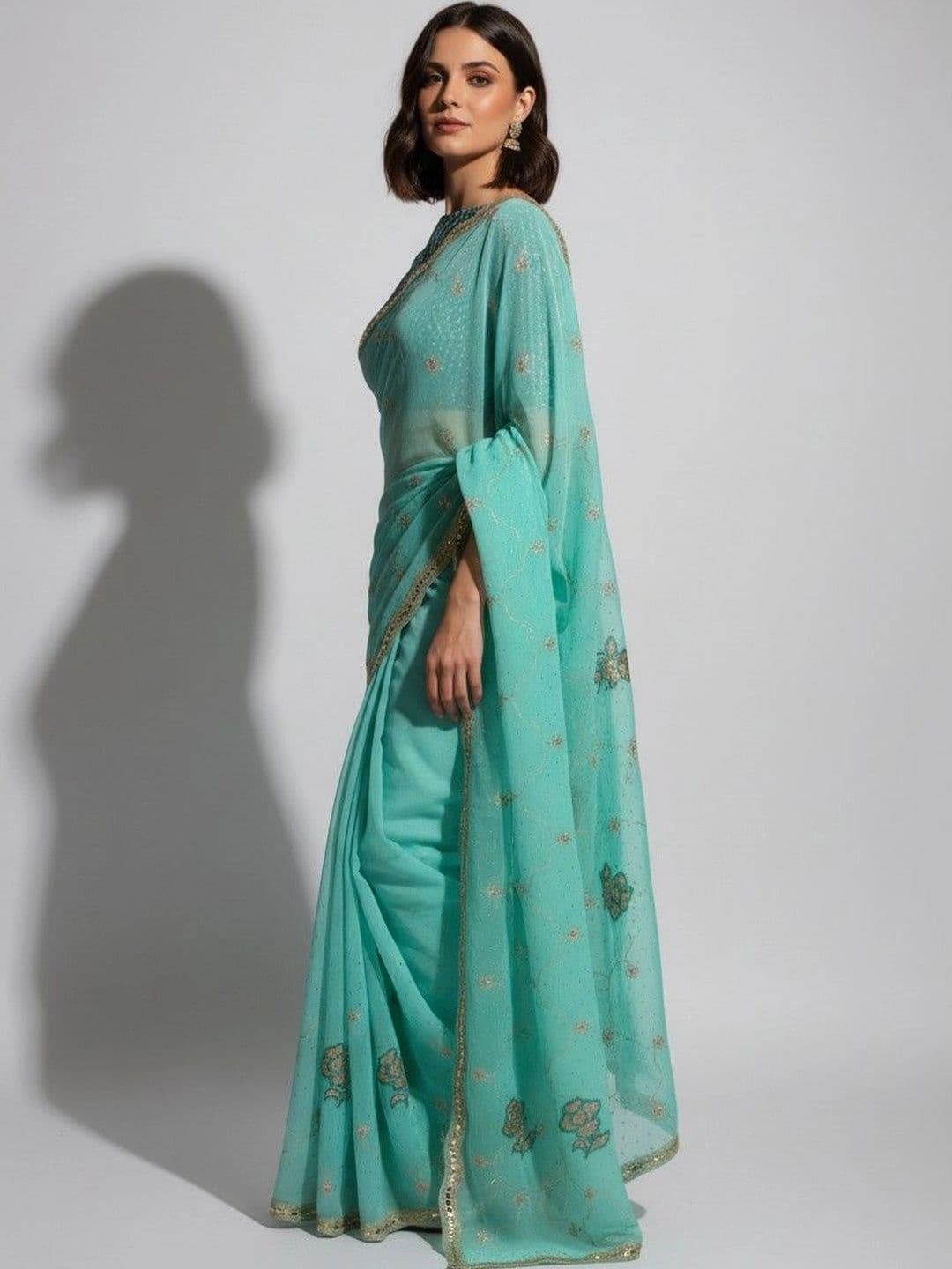 SmileyFashion Floral Zari Poly Georgette Saree - view 1