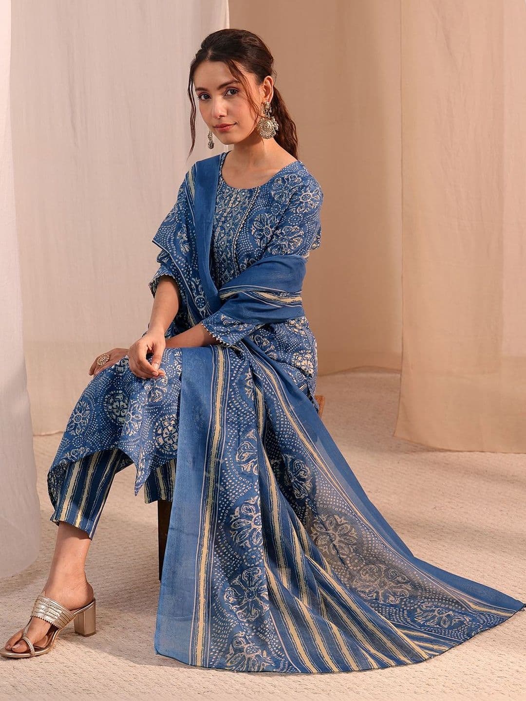 Gerua By Libas Women Ethnic Motifs Printed Regular Kurta with Trousers & With Dupatta - view 1