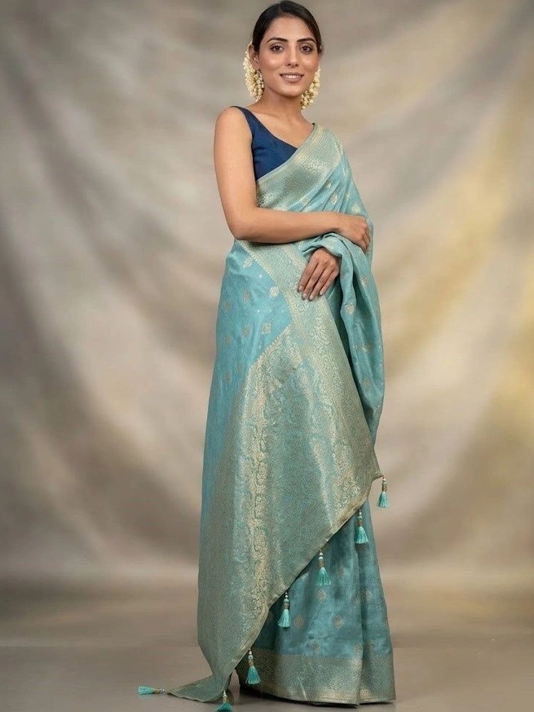 7Eleven Fashion Woven Design Zari Art Silk Banarasi Saree - view 1
