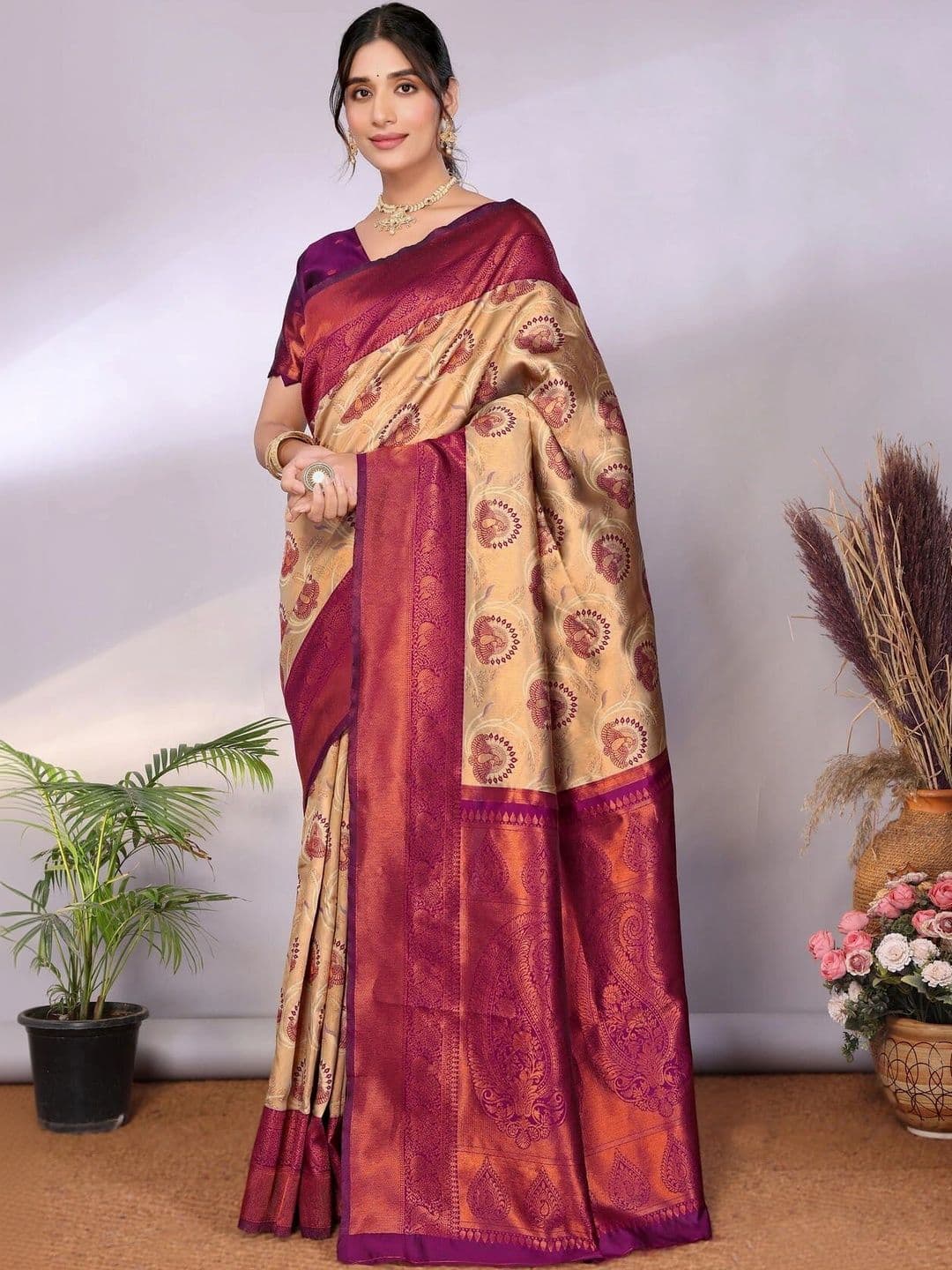 VS MALL Ethnic Motifs Zari Banarasi Saree thumbnail 3