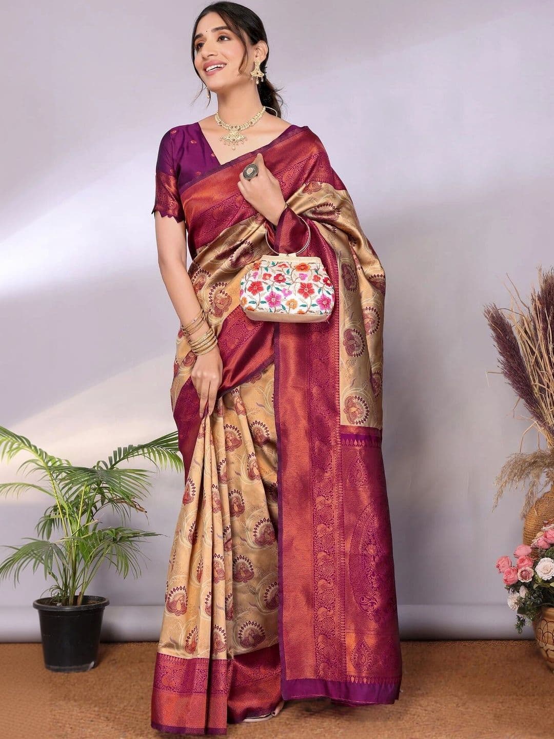 VS MALL Ethnic Motifs Zari Banarasi Saree thumbnail 6