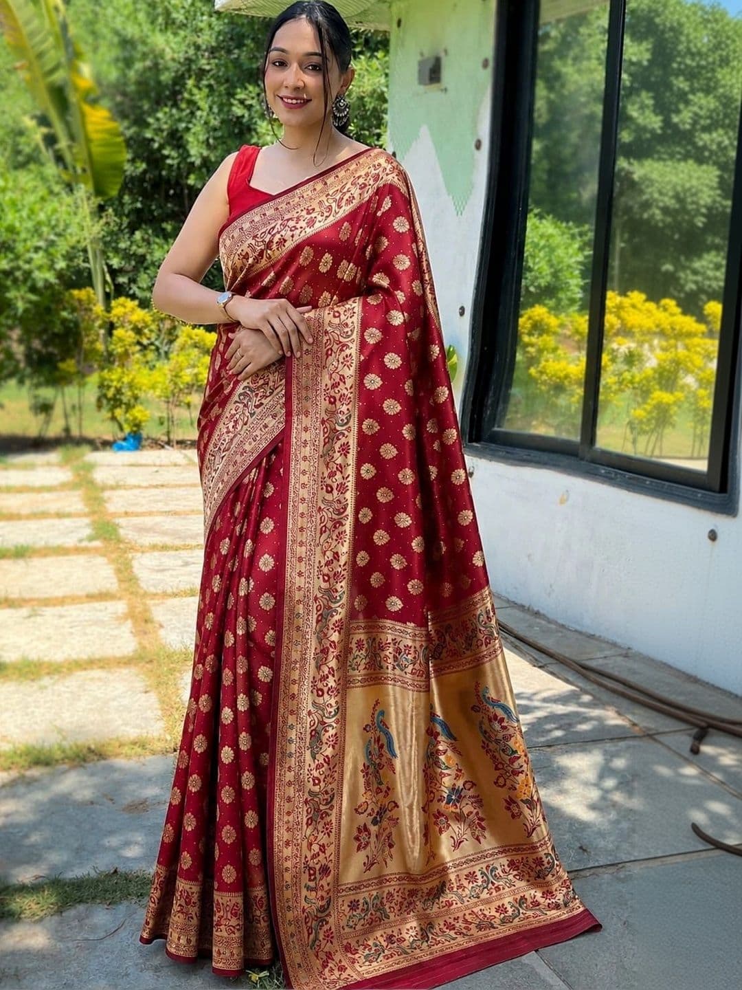 vastranagari Woven Design Zari Art Silk Designer Banarasi Saree - view 1