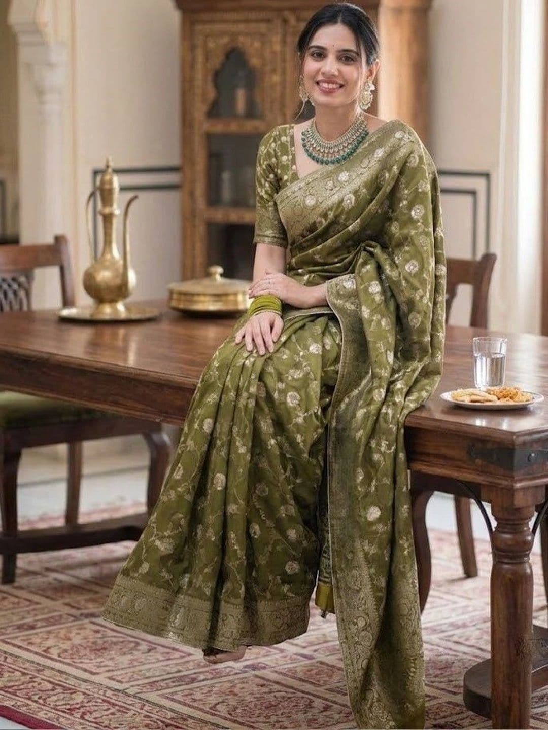 SHRIADINATH Floral Zari Art Silk Banarasi Saree thumbnail 3