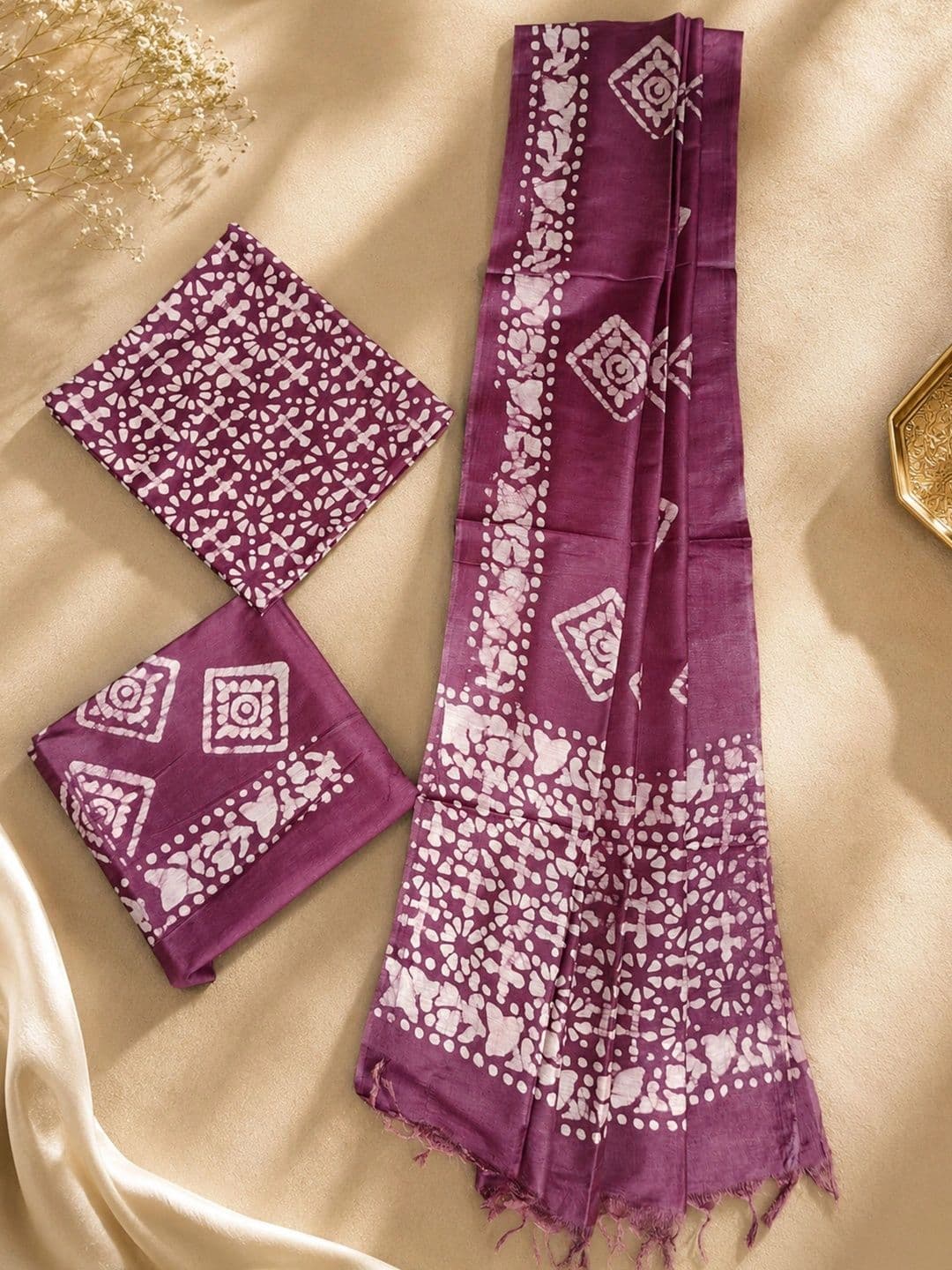 Mollika Printed Unstitched Dress Material thumbnail 2