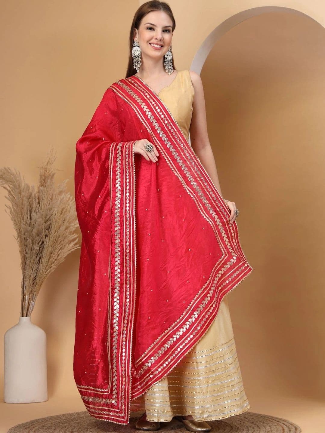 KALINI Dupatta with Gotta Patti - view 1