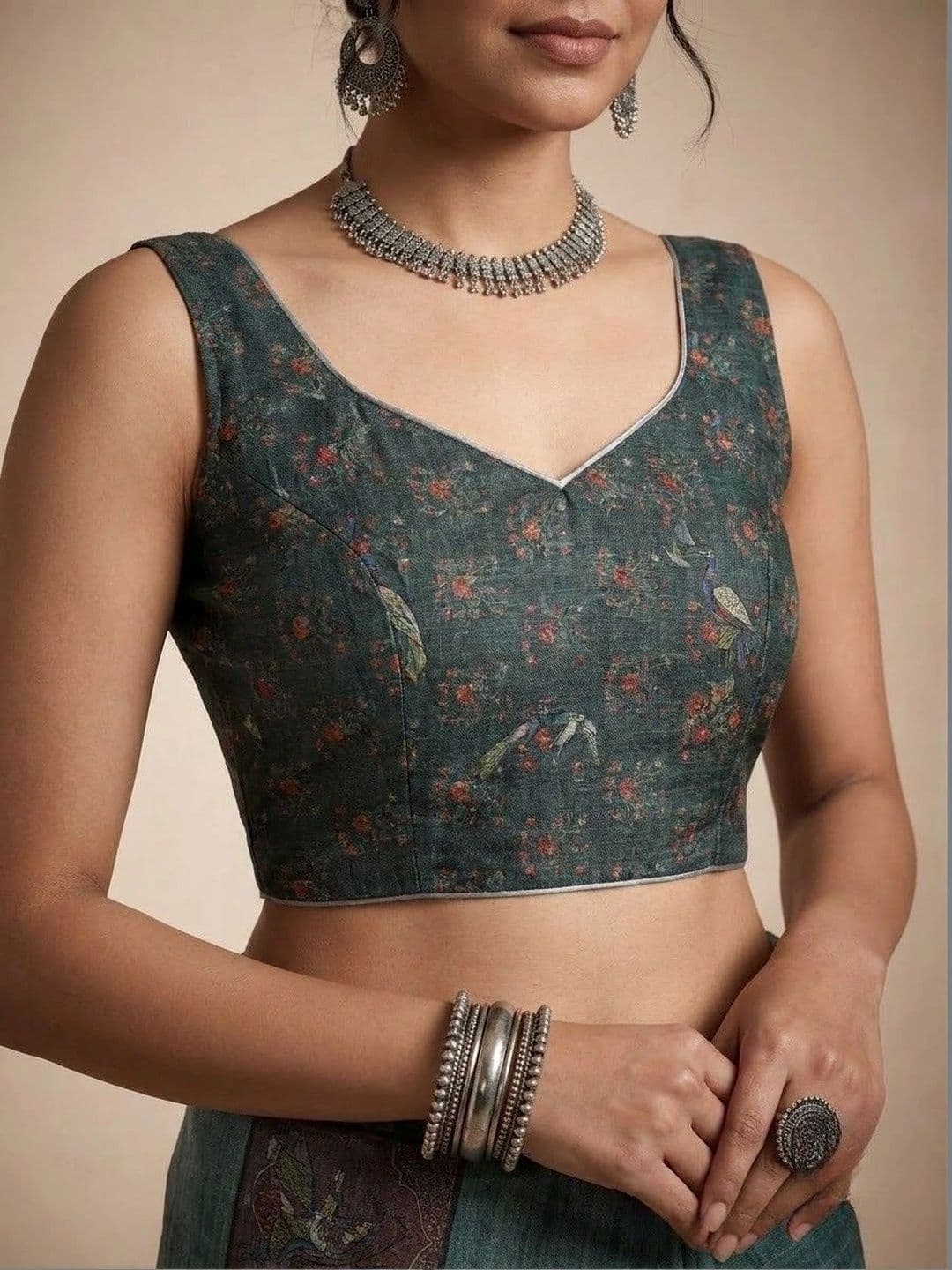 Anouk Kalamkari Linen Blend Saree thumbnail 5