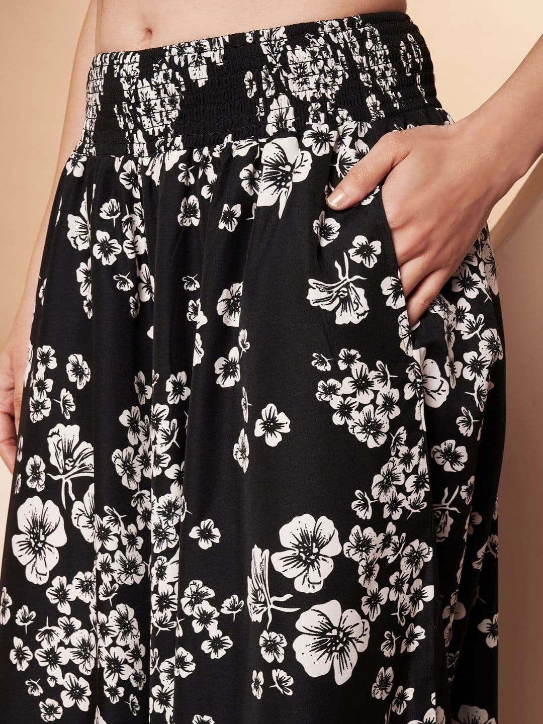 CORSICA Women Floral Printed Palazzos thumbnail 4
