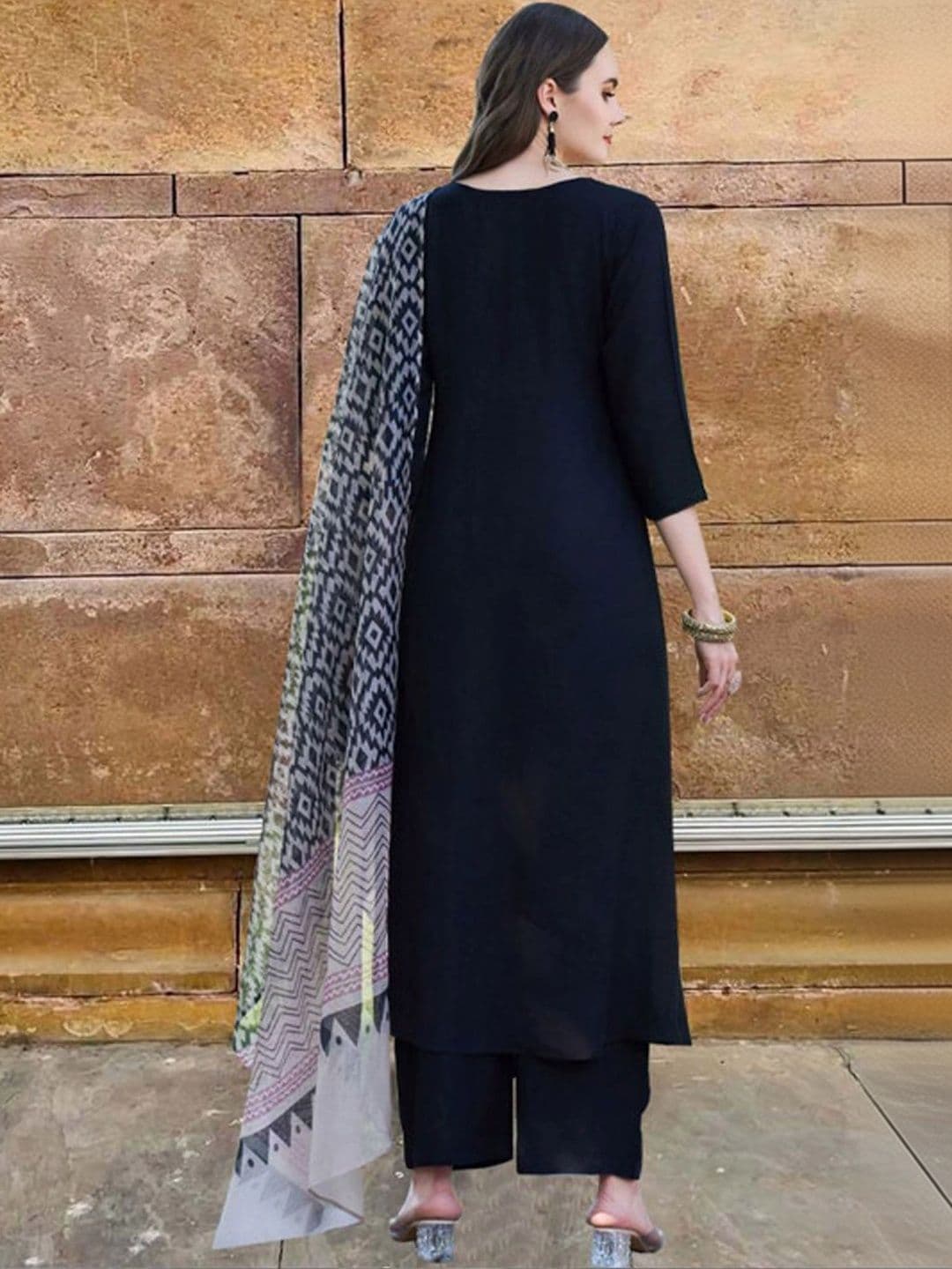Panzora Women Ethnic Motifs Regular Kurta with Palazzos & With Dupatta thumbnail 3