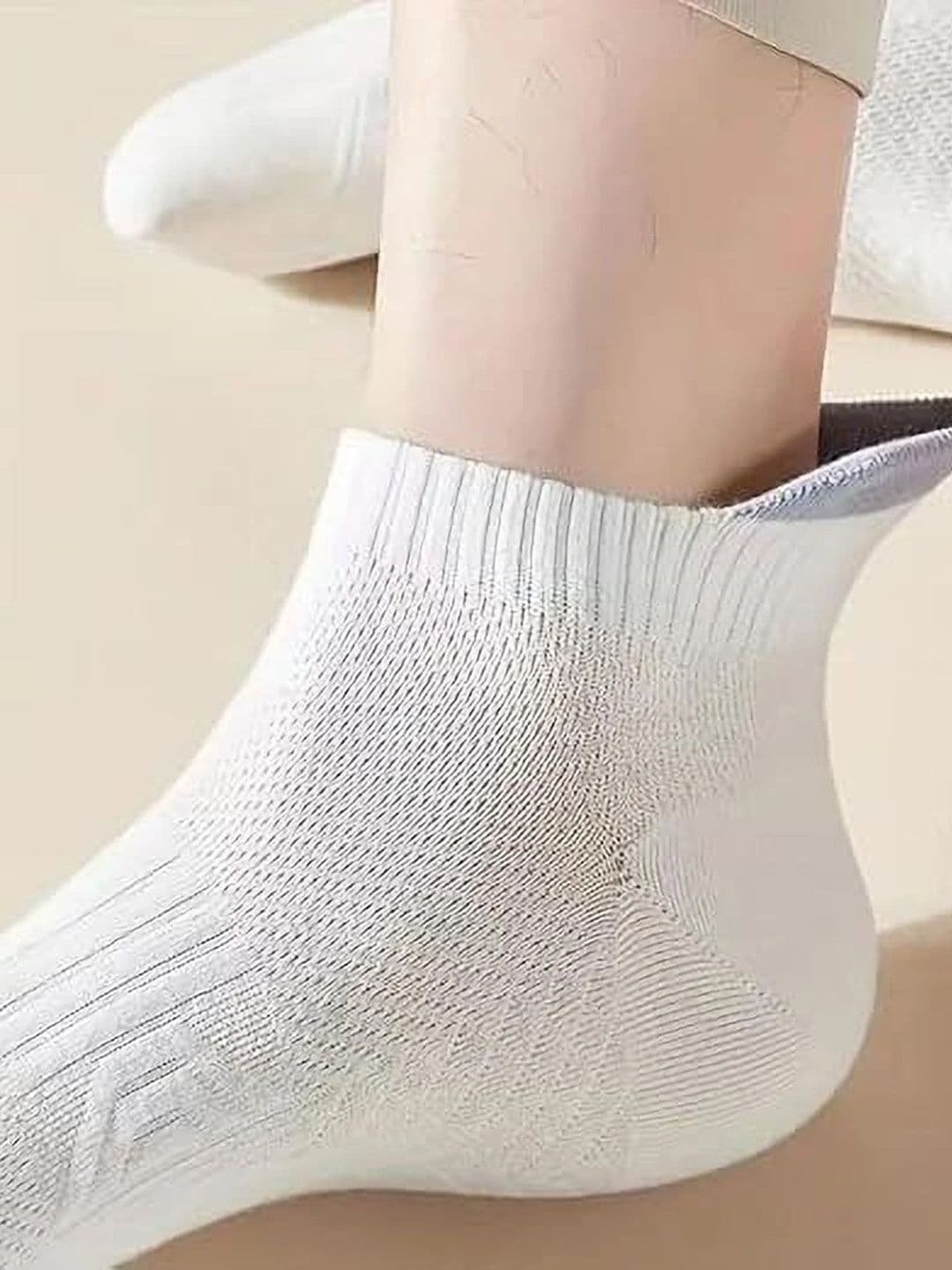 MERCEHIVE Men Pack of 7 Cotton Patterned Ankle Length Socks thumbnail 2