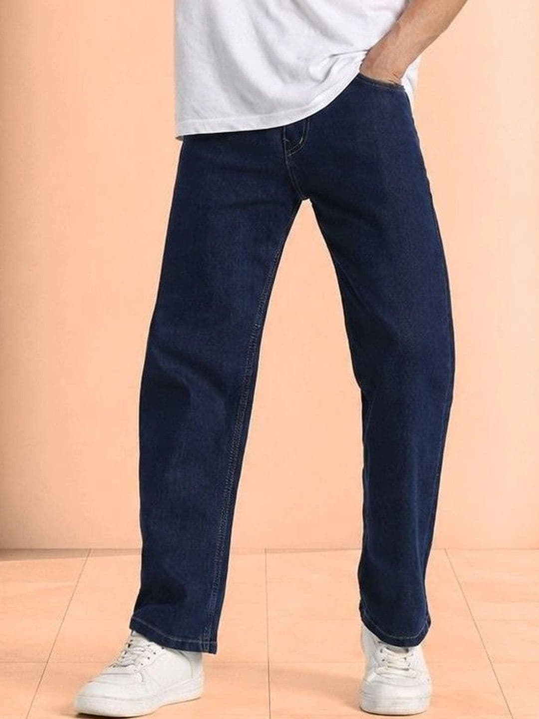 SYNZO Men Comfort Relaxed Fit Mid-Rise Jeans thumbnail 2