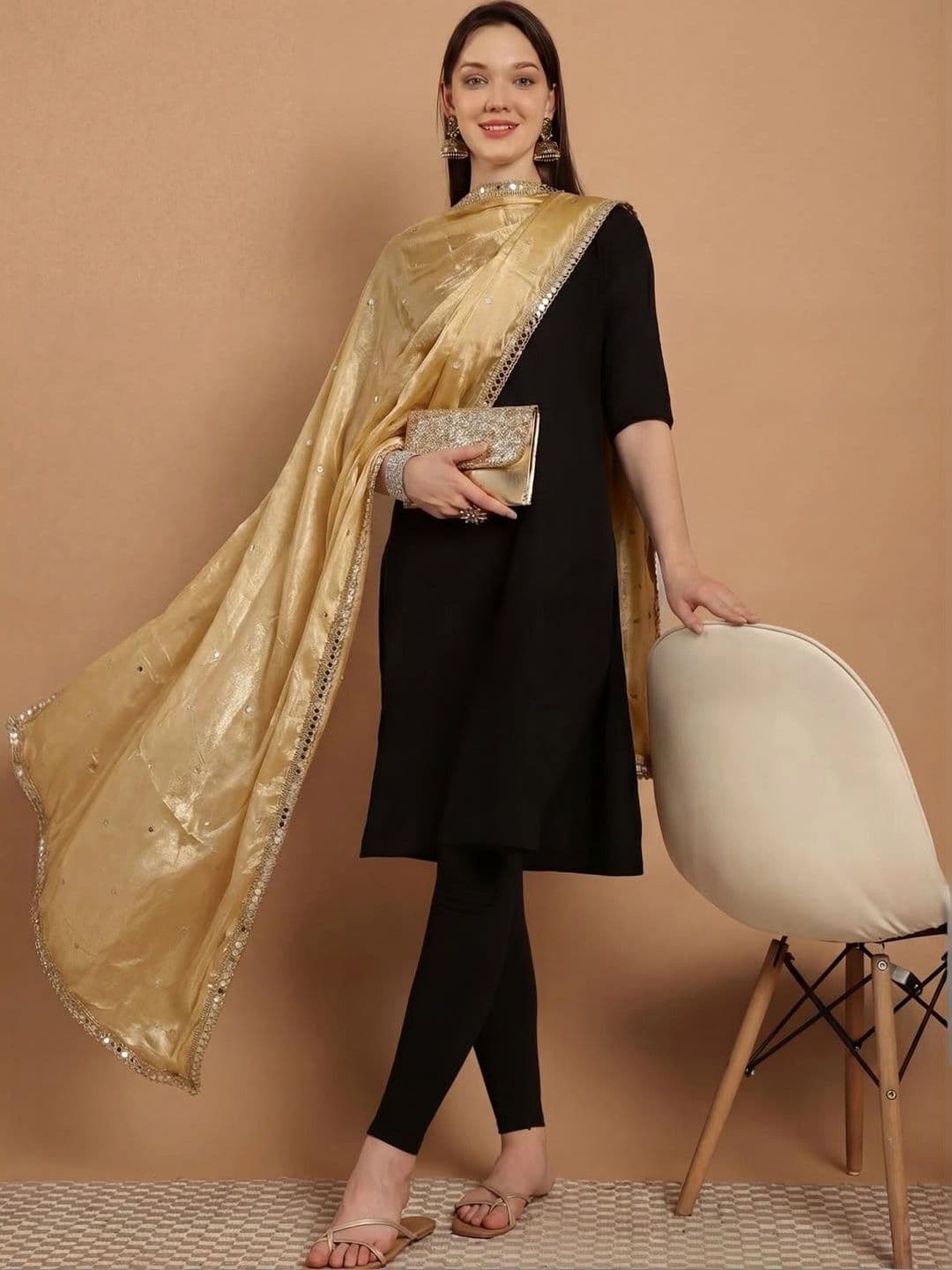 KALINI Dupatta with Mirror Work thumbnail 2