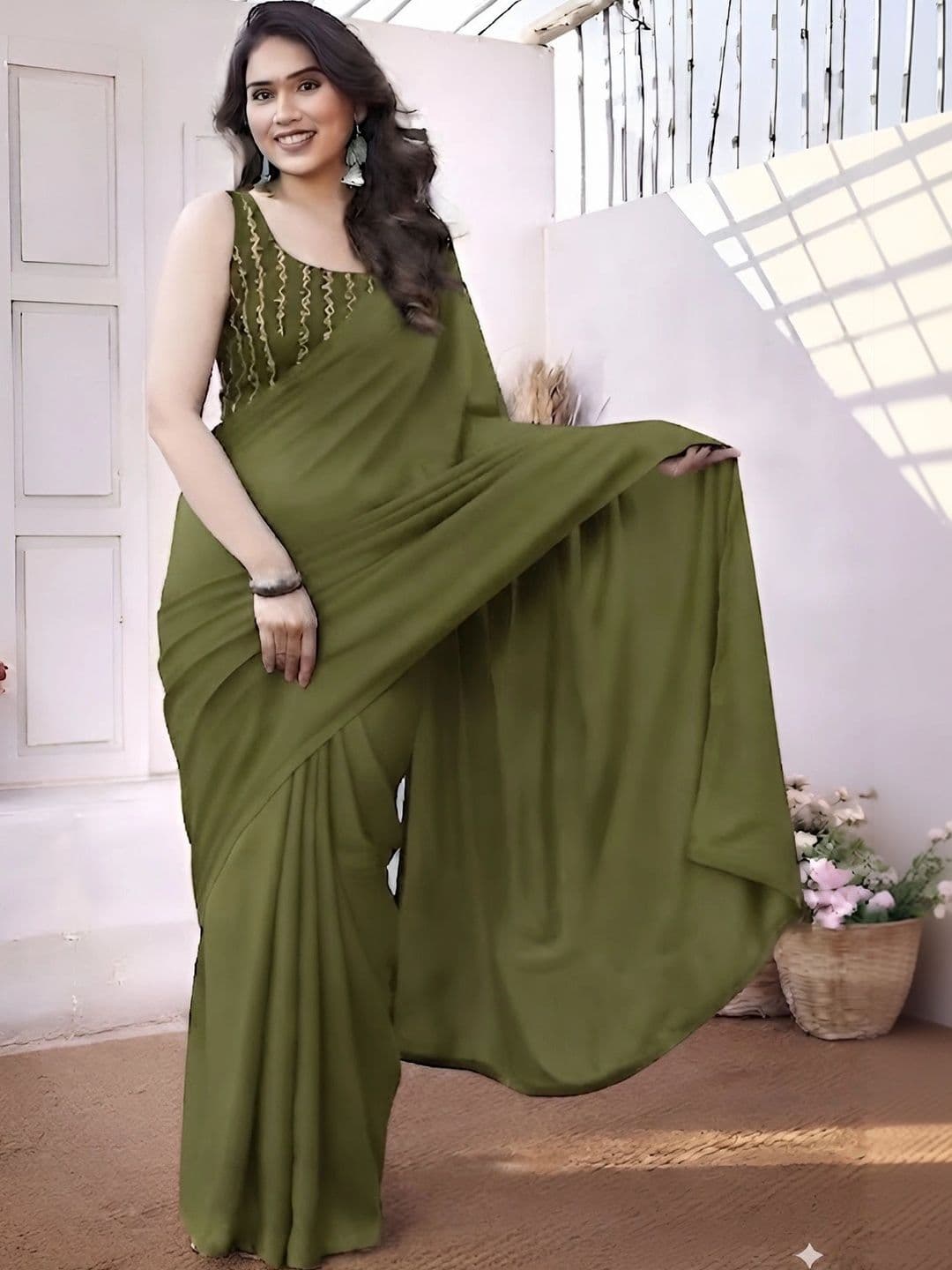 VRAGI Sequinned Saree thumbnail 2