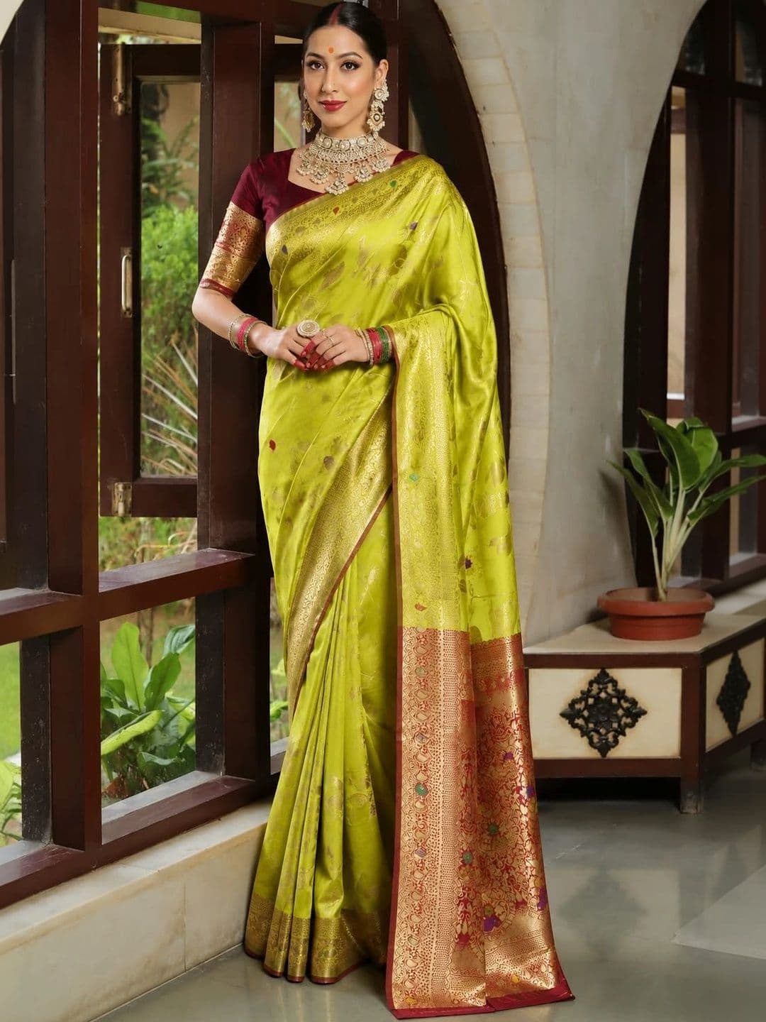 Veera Collection Woven Design Zari Art Silk Designer Banarasi Saree - view 1