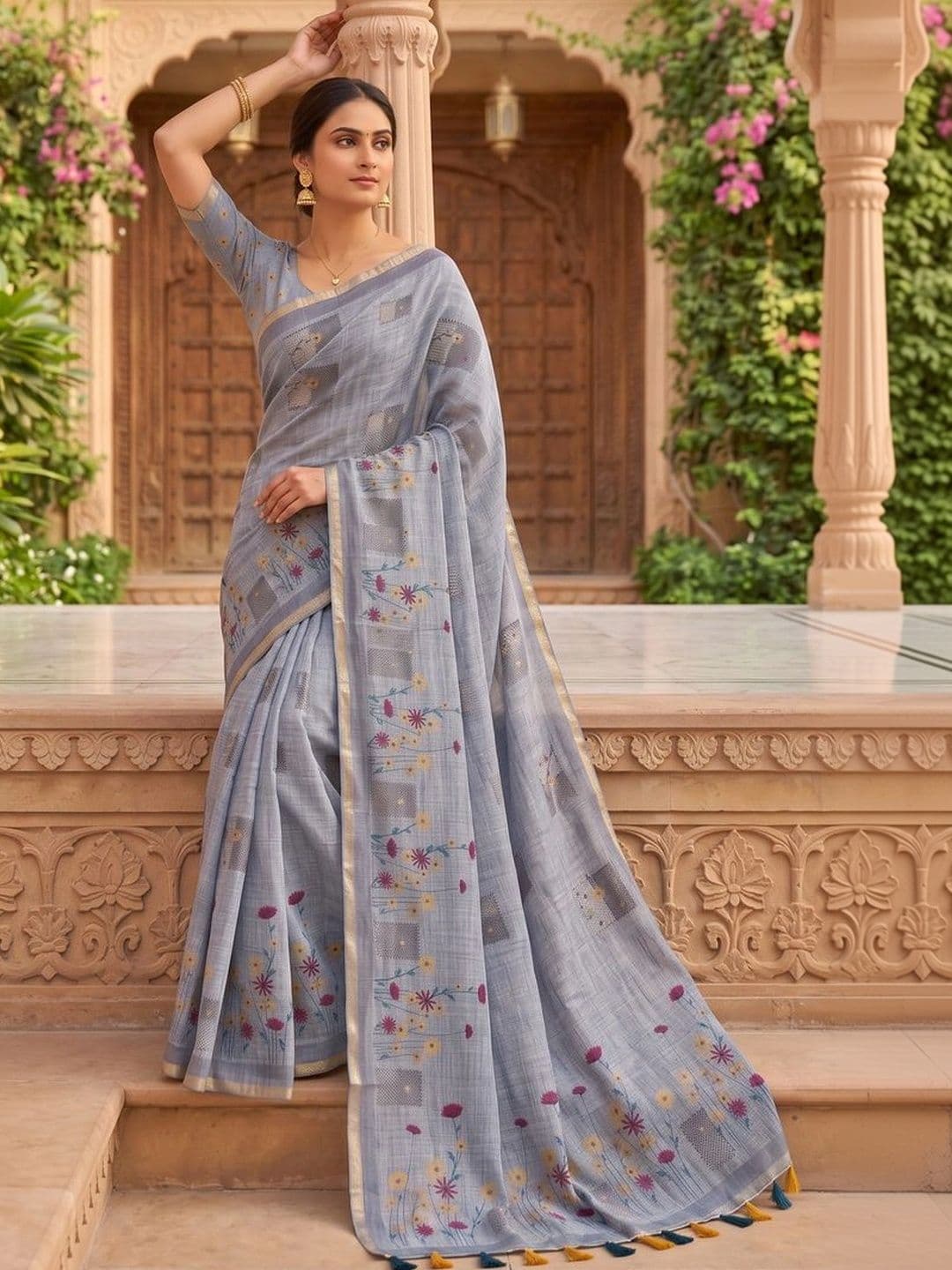 OLIVE SAGE Floral Linen Blend Tussar Saree thumbnail 7