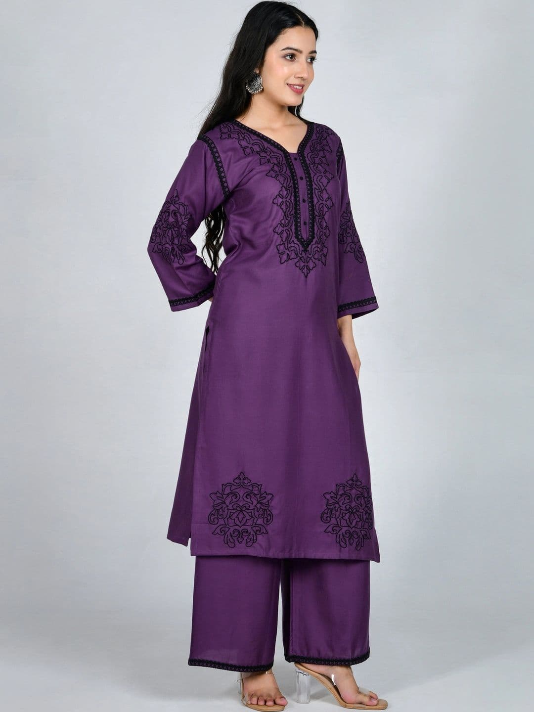 YOJINI Women Ethnic Motifs Embroidered Regular Thread Work Kurta with Palazzos thumbnail 3