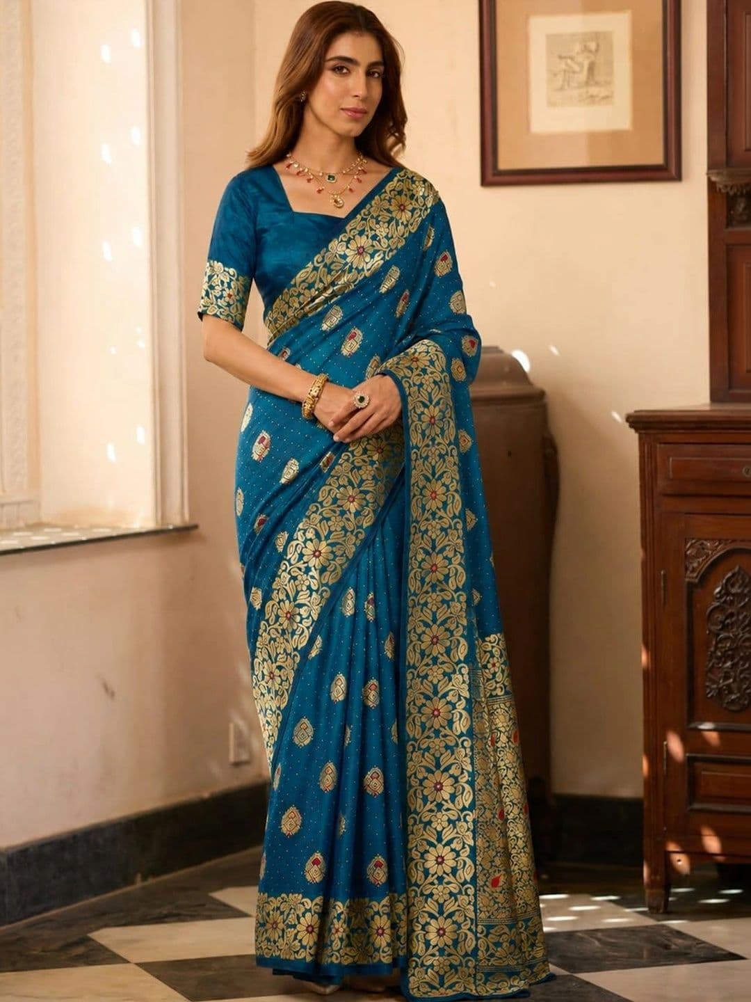 vastranagari Woven Design Zari Art Silk Designer Banarasi Saree - view 1