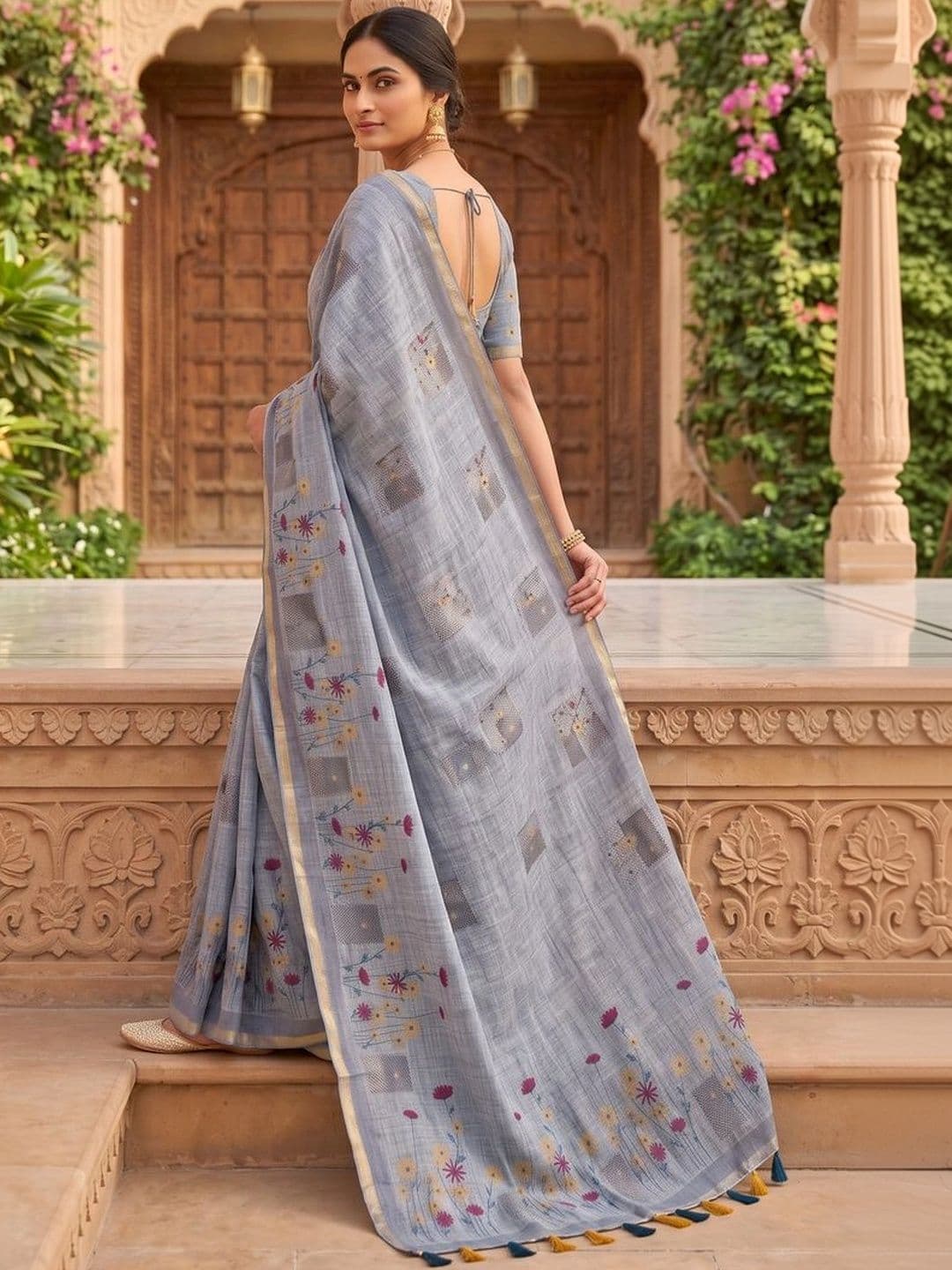 OLIVE SAGE Floral Linen Blend Tussar Saree thumbnail 5