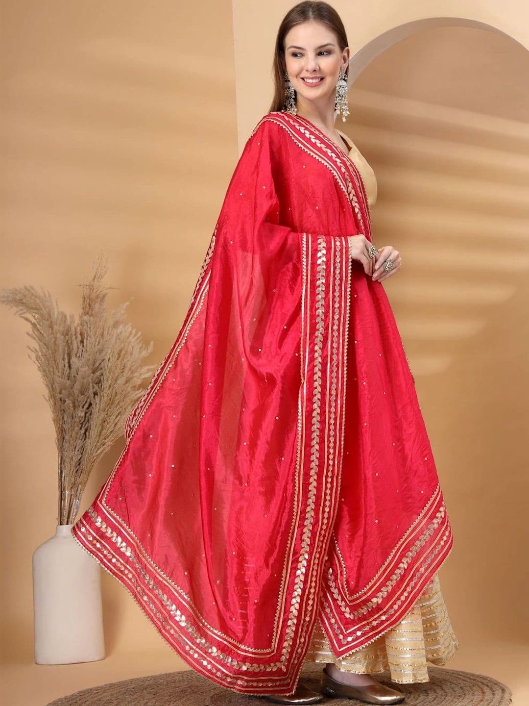 KALINI Dupatta with Gotta Patti thumbnail 2
