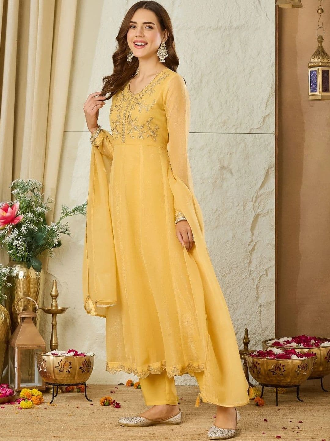 MOKOSH Women Ethnic Motifs Embroidered Empire Sequinned Pure Silk Kurta with Trousers & With Dupatta thumbnail 3